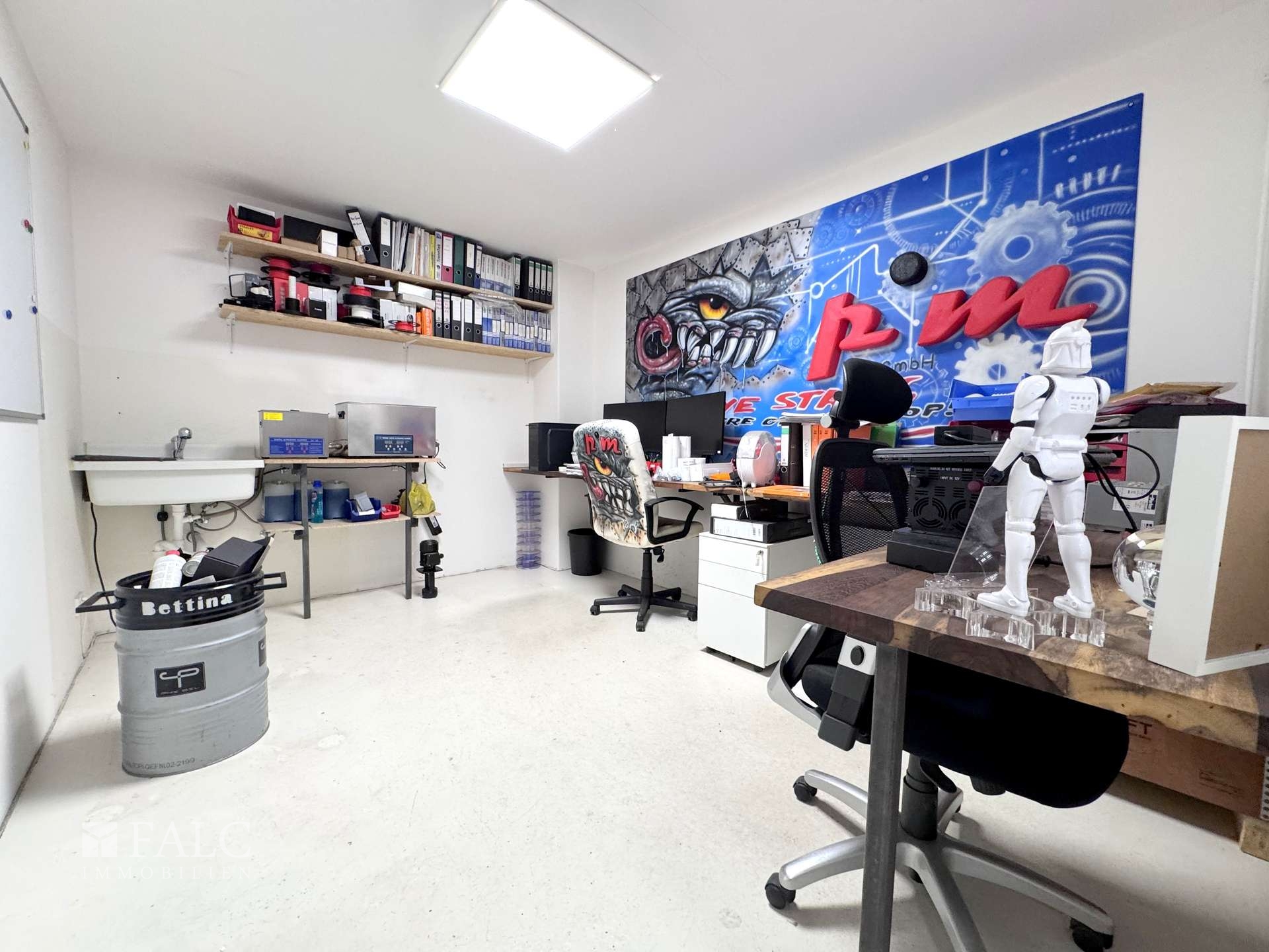 Büro 1