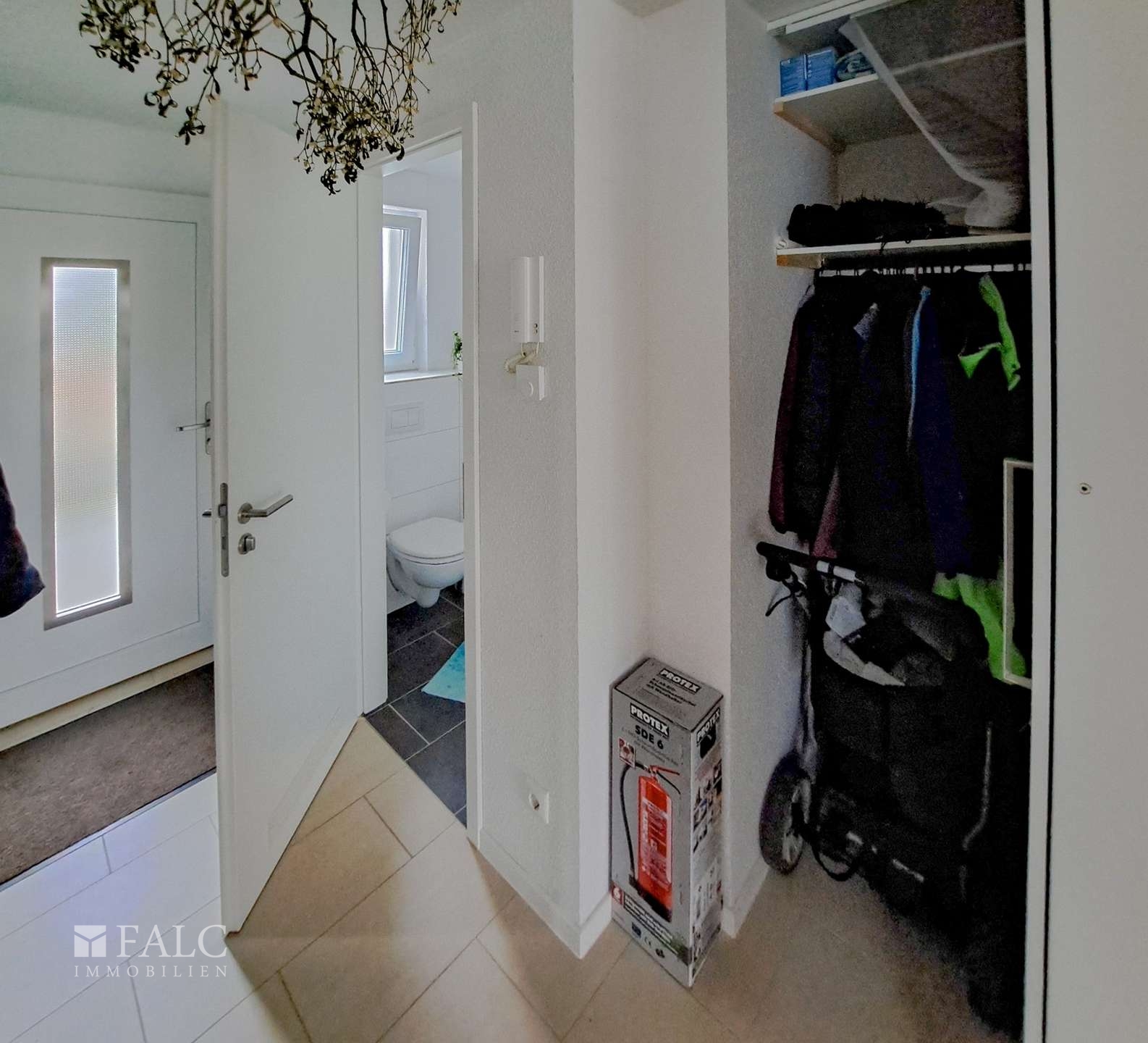 EG Garderobe