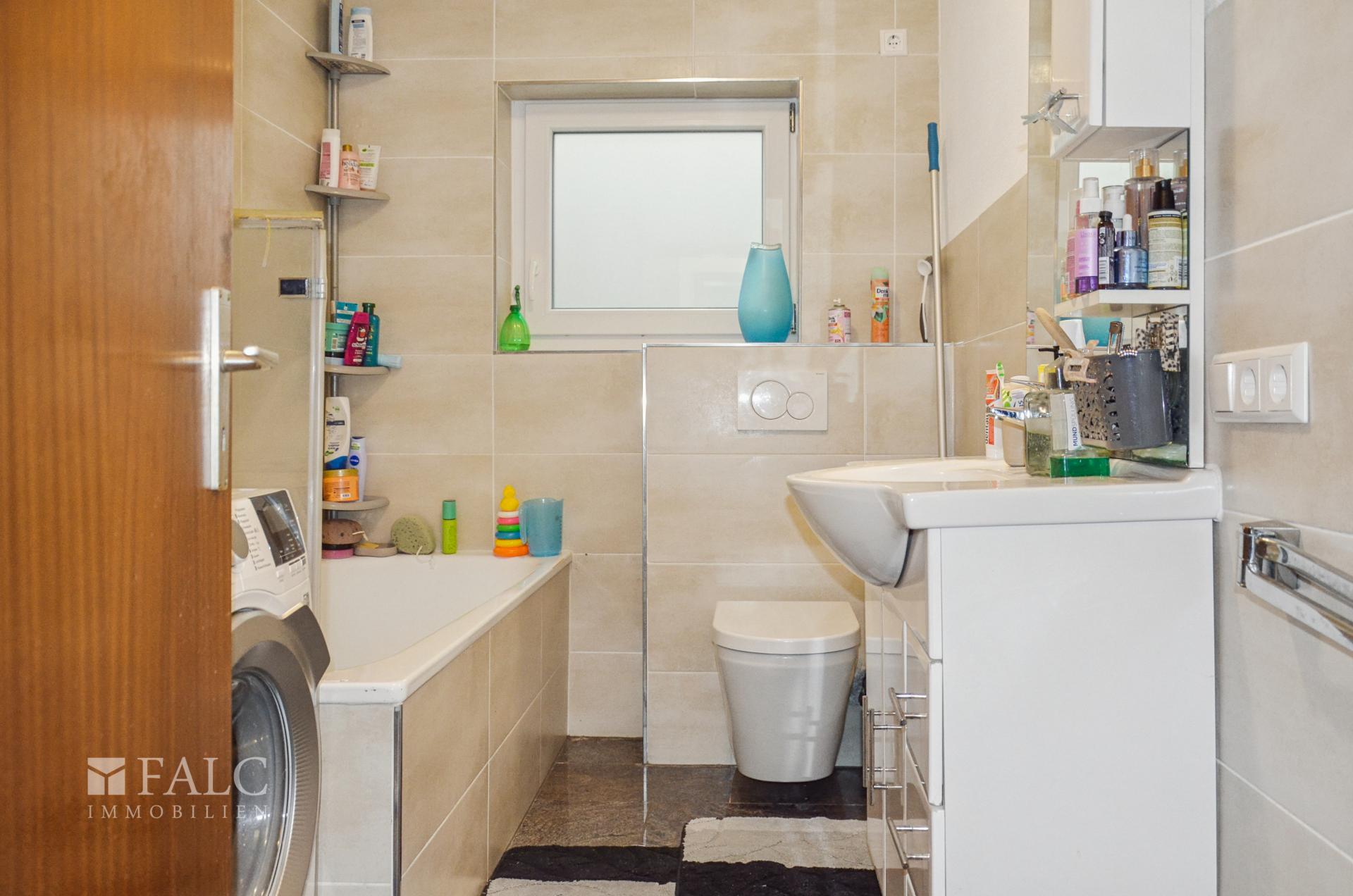 Badezimmer Wohnung 1