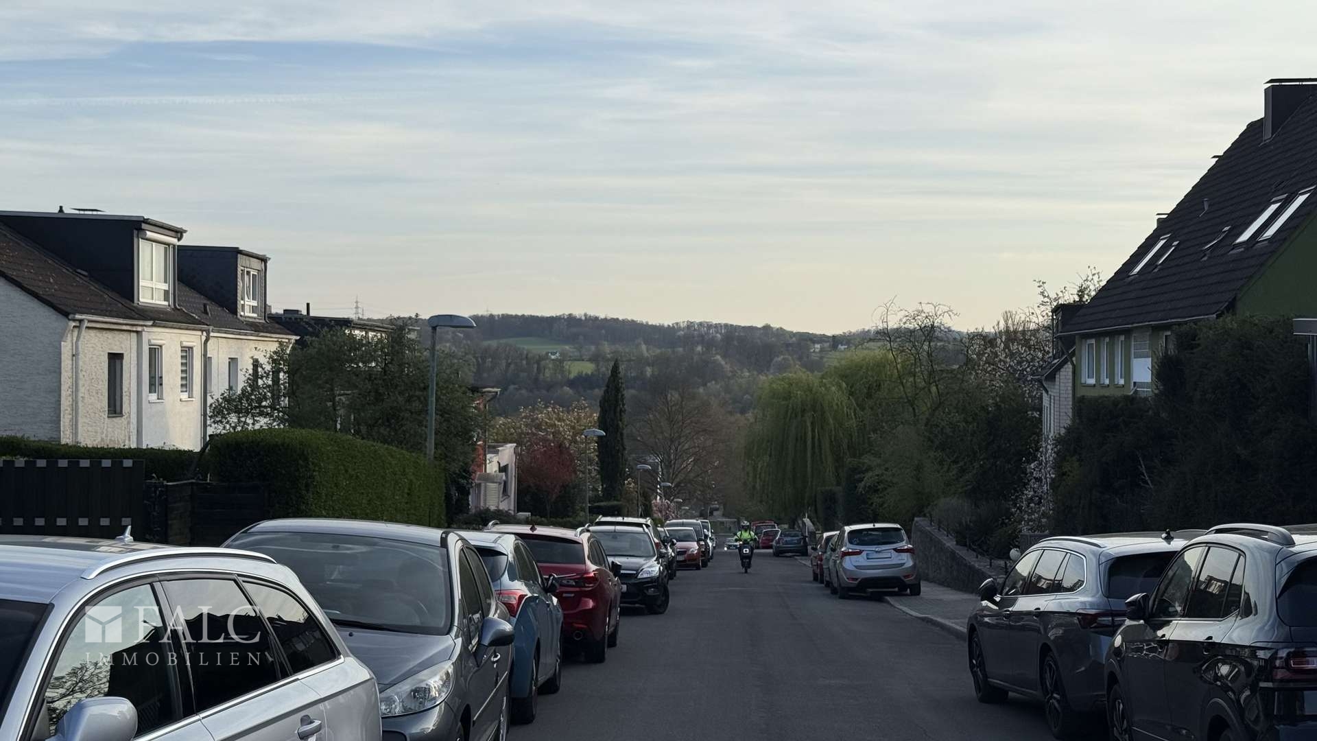 Straße Richtung Baldeneysee