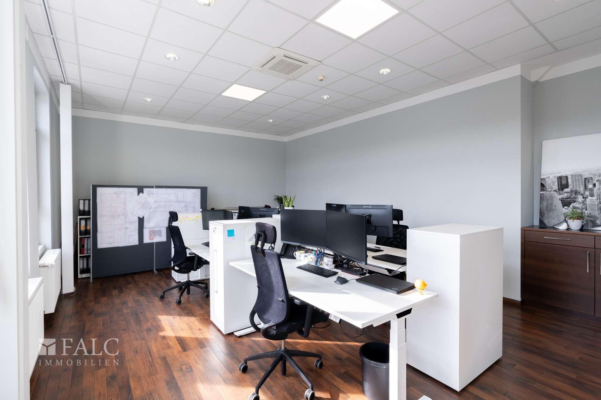 Büro 2. Etage