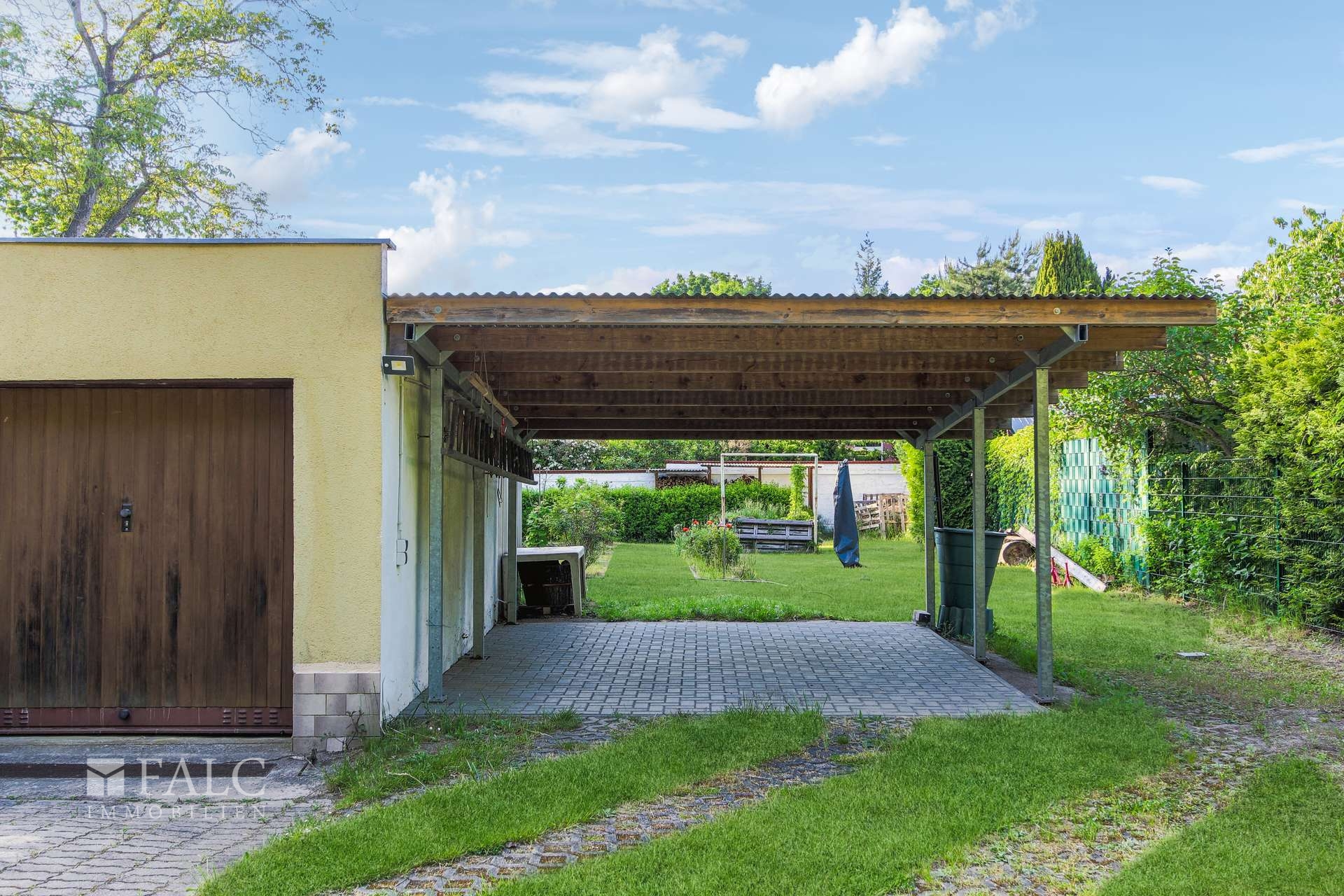 Carport