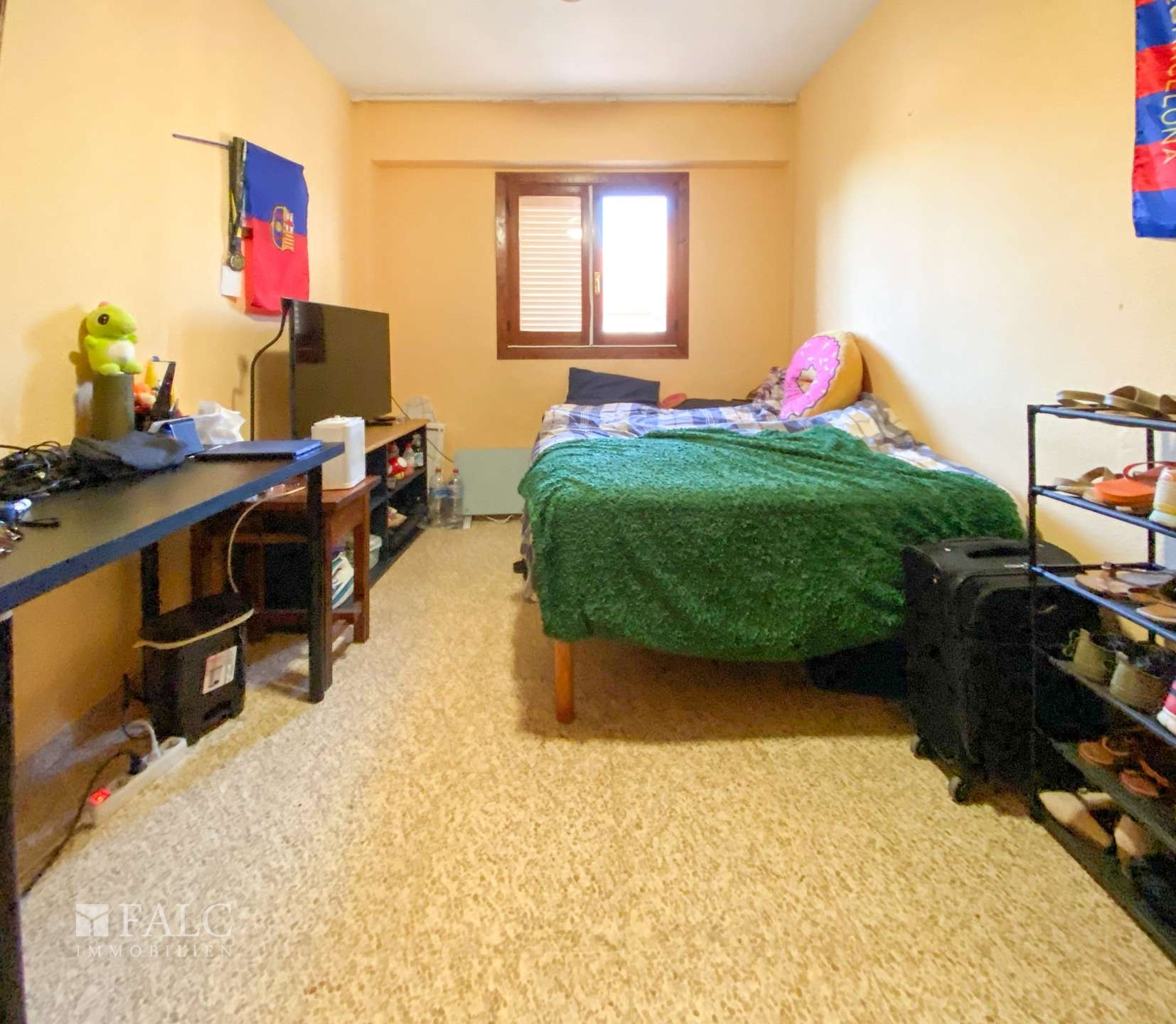 Schlafzimmer 1