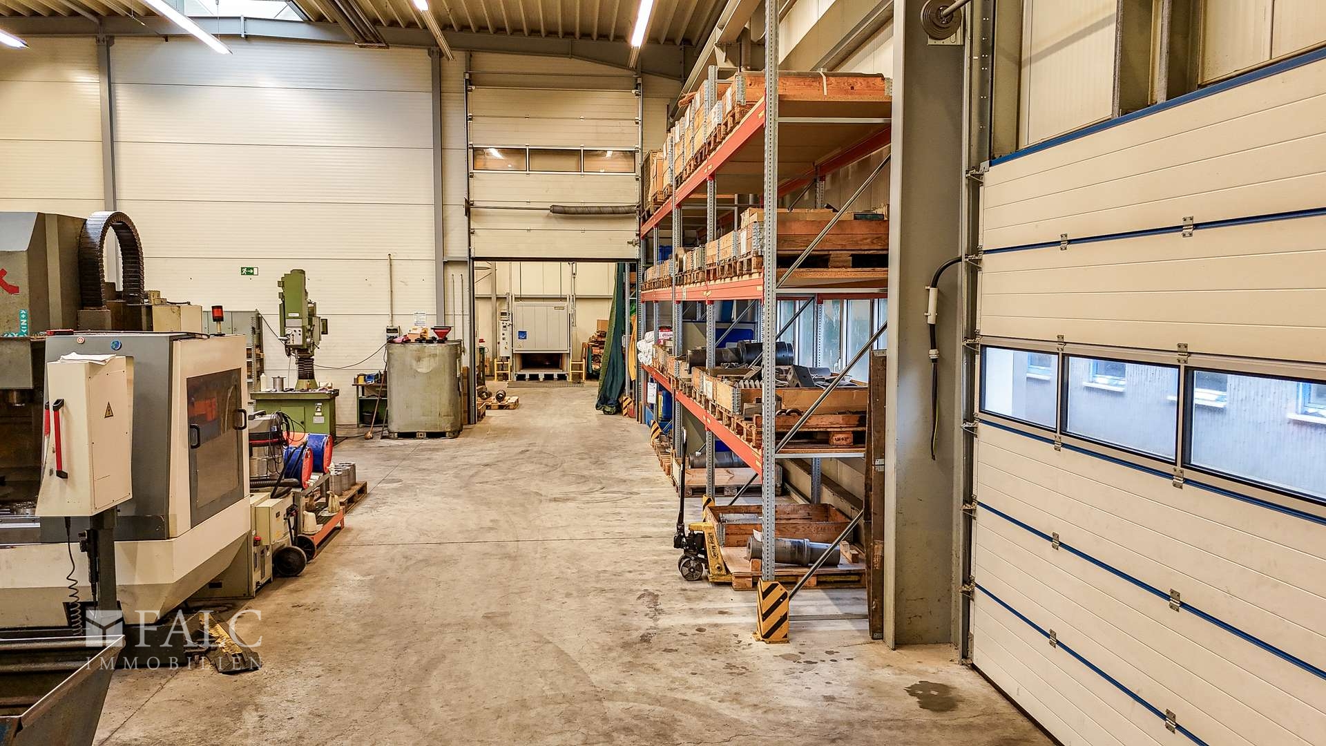 Halle 21