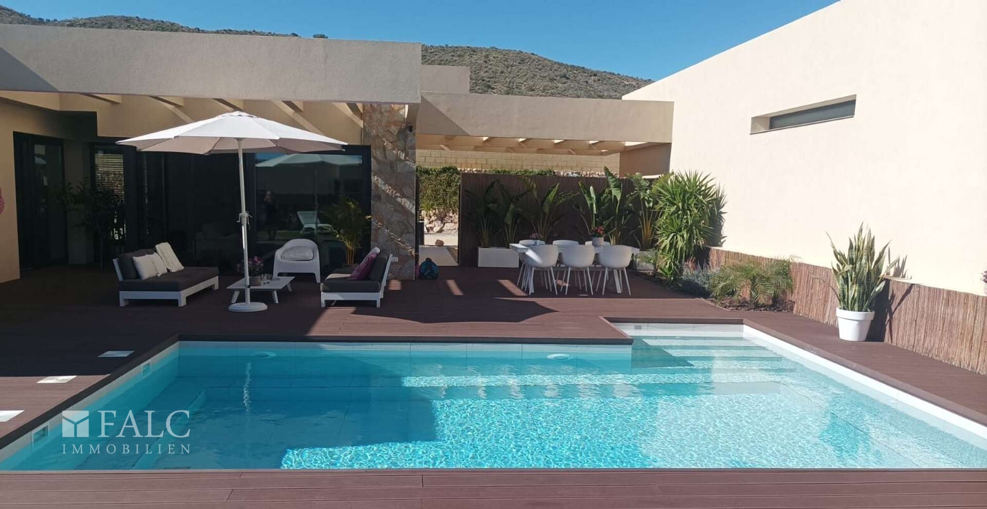 Pool- / Gartenbereich