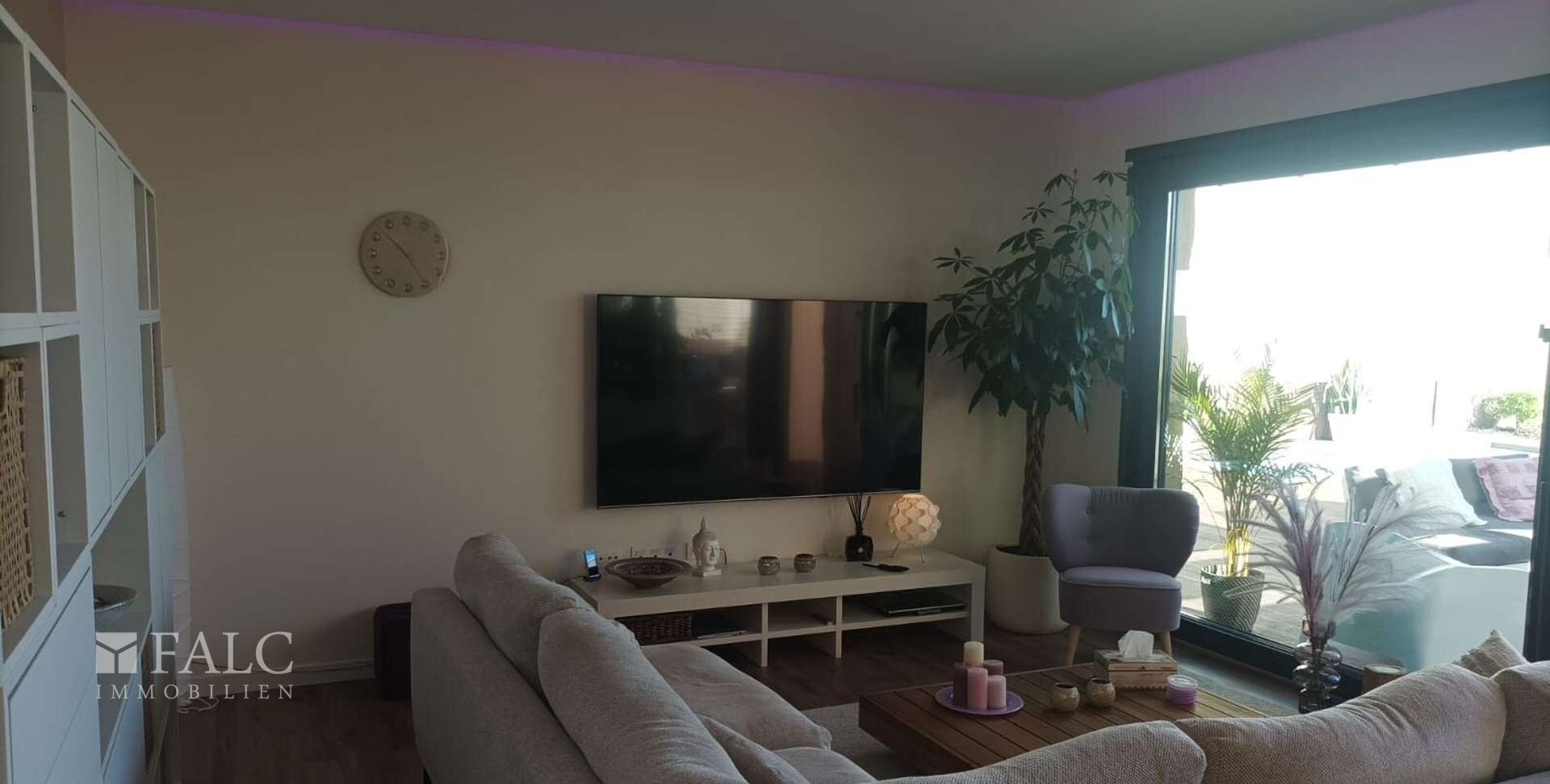 TV-Sofa-Ecke