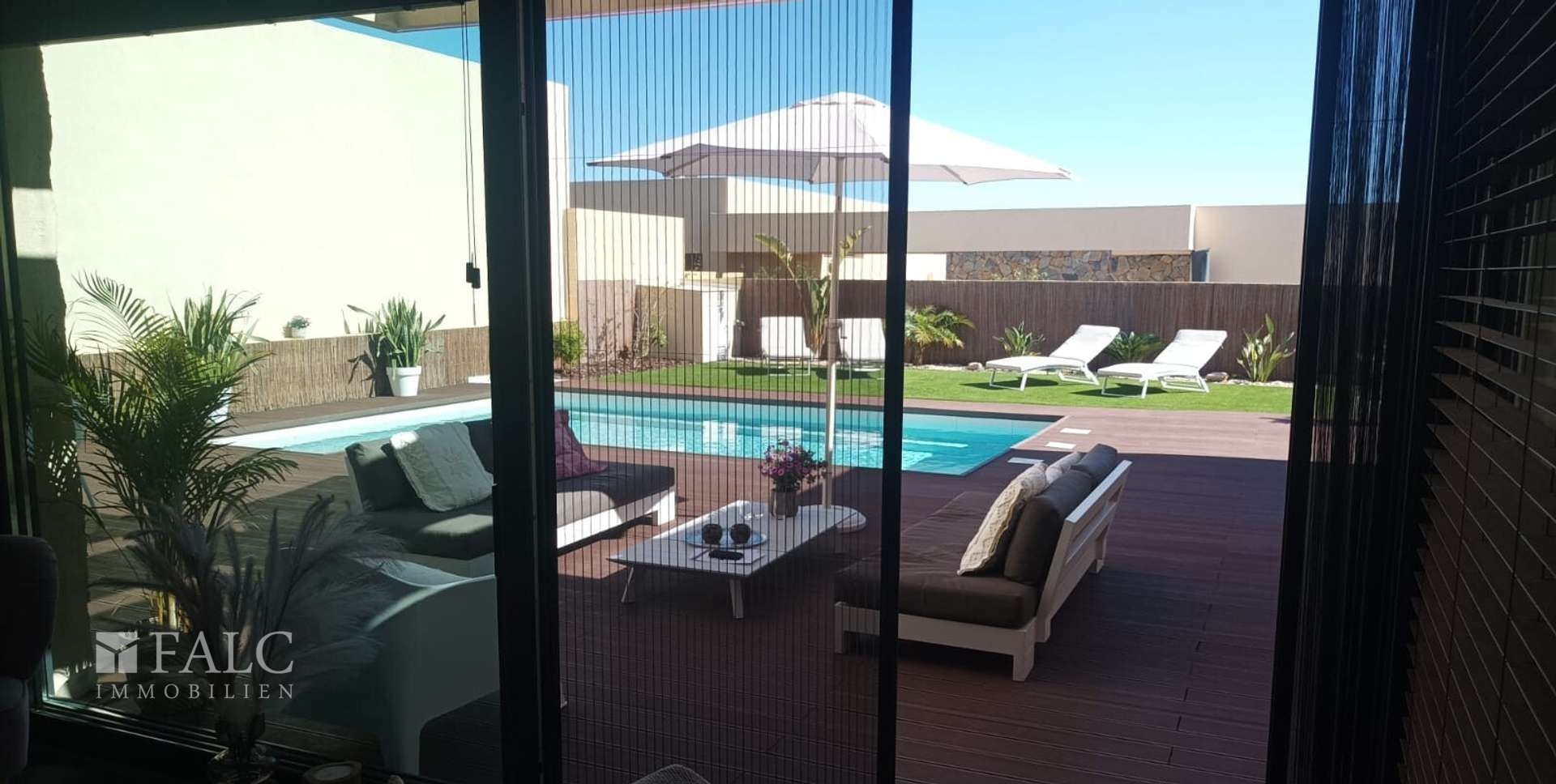 Terrassenebene Wohnzimmer