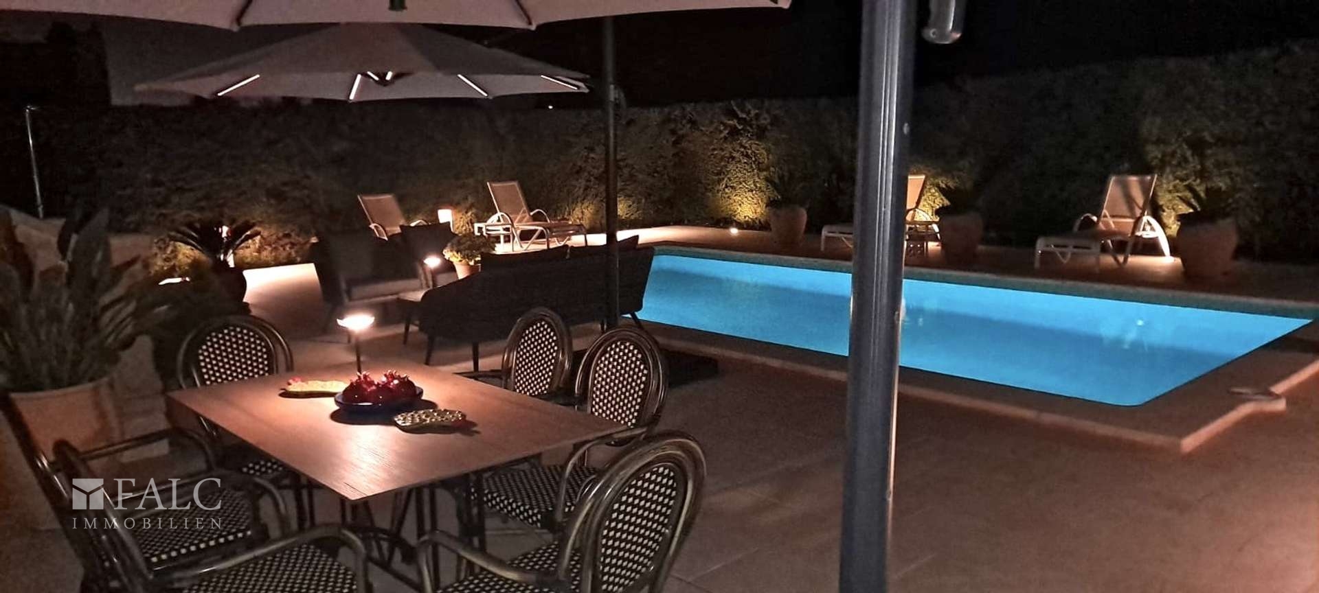 Pool night