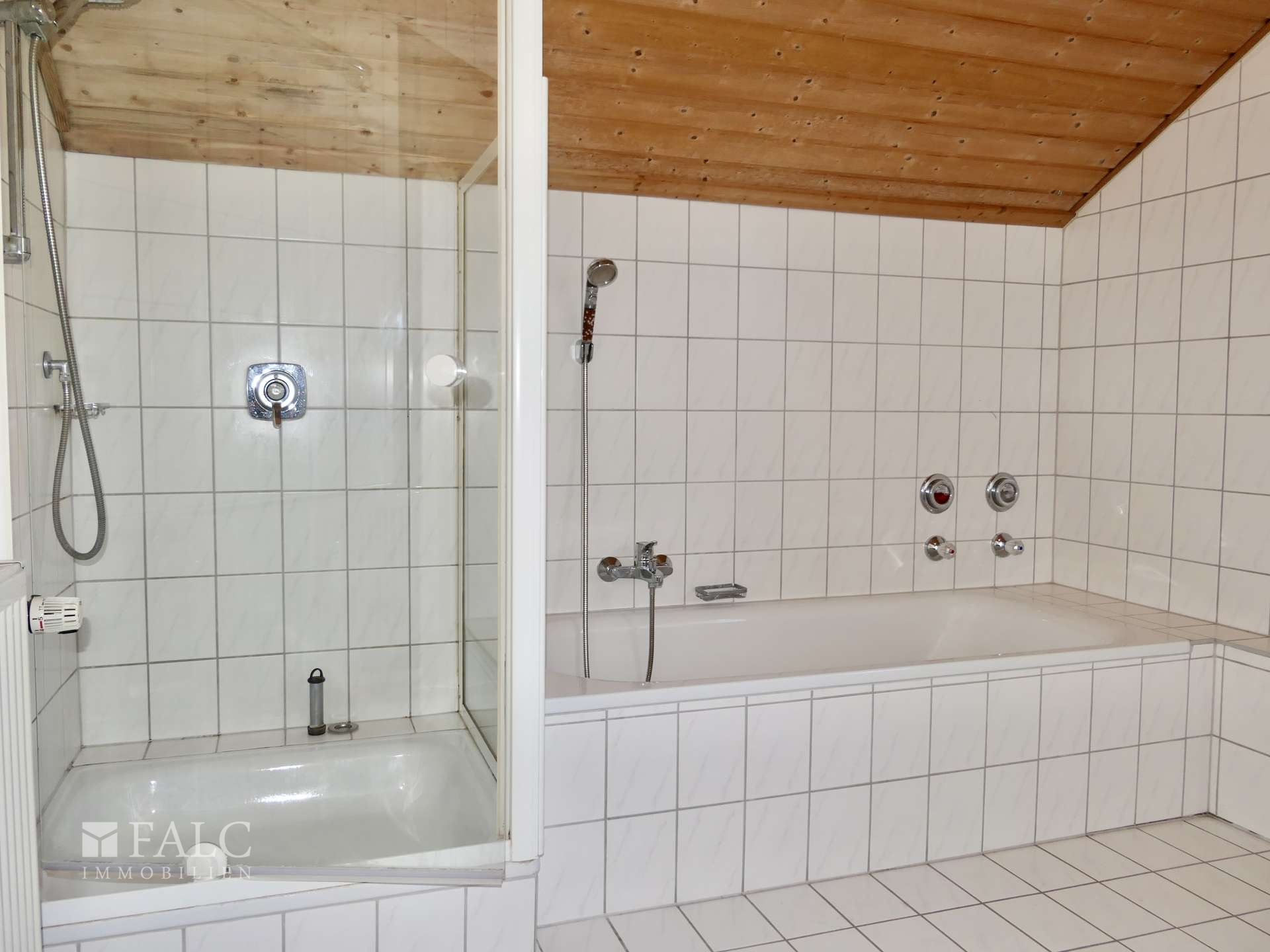 Badezimmer 2