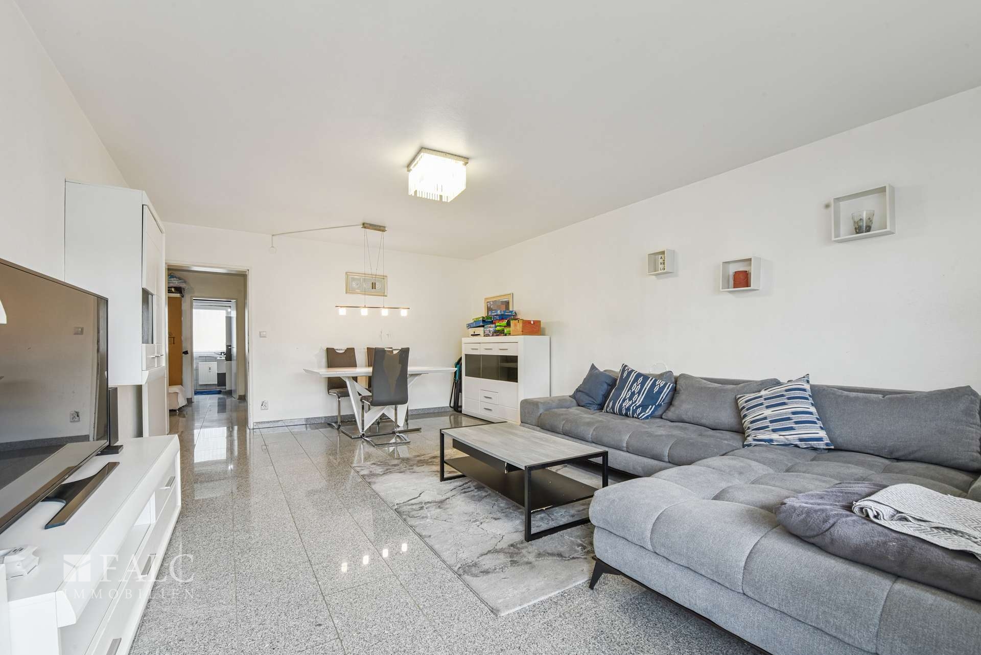 Großzügiges Wohnzimmer