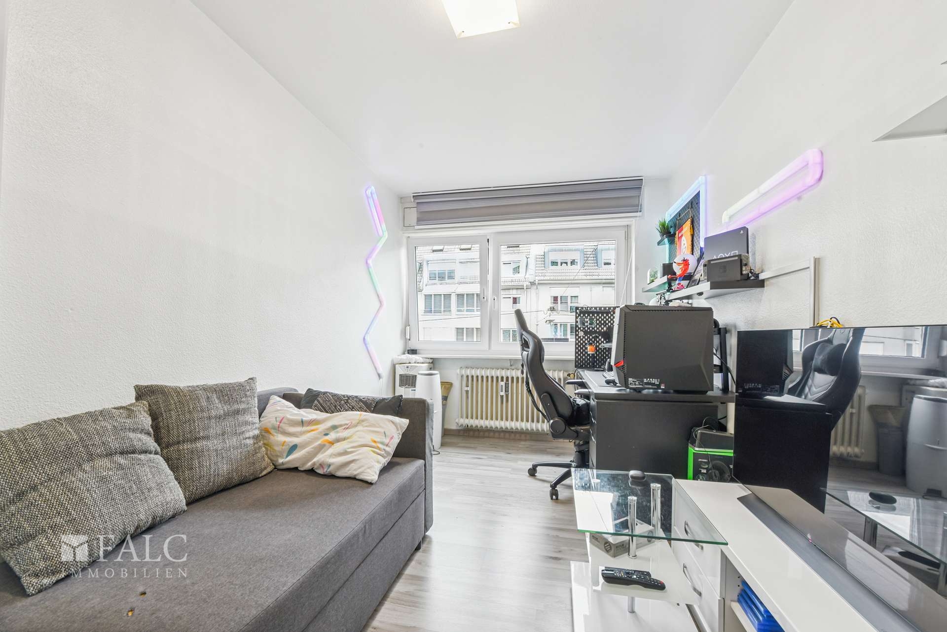 Schlaf- oder Arbeitszimmer
