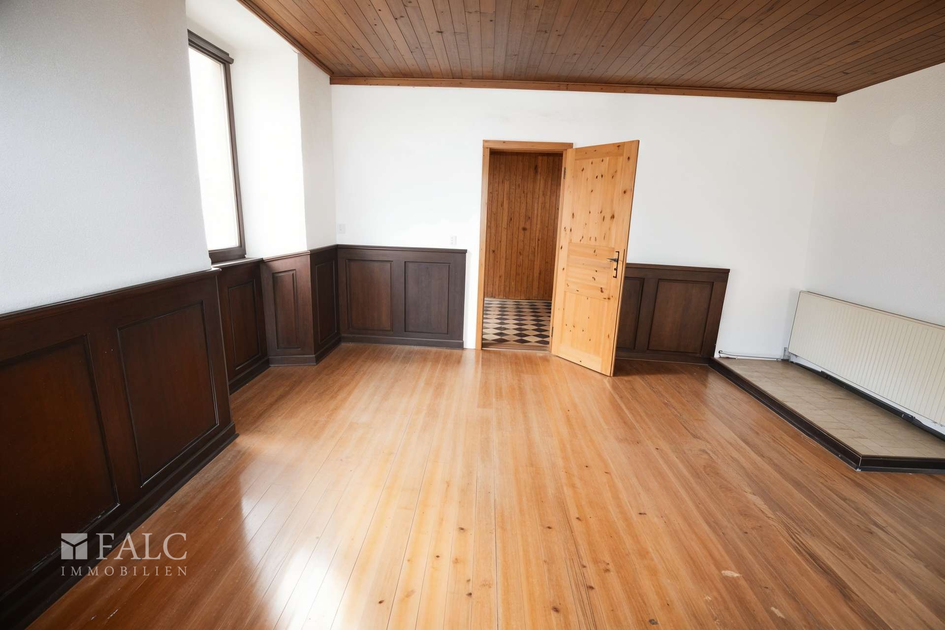 Wohnzimmer EG Vorderhaus 