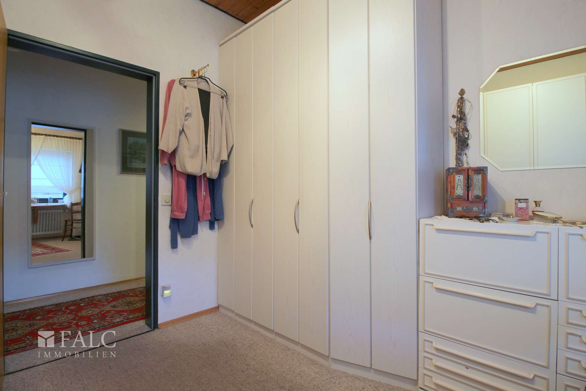 Ankleidezimmer EG