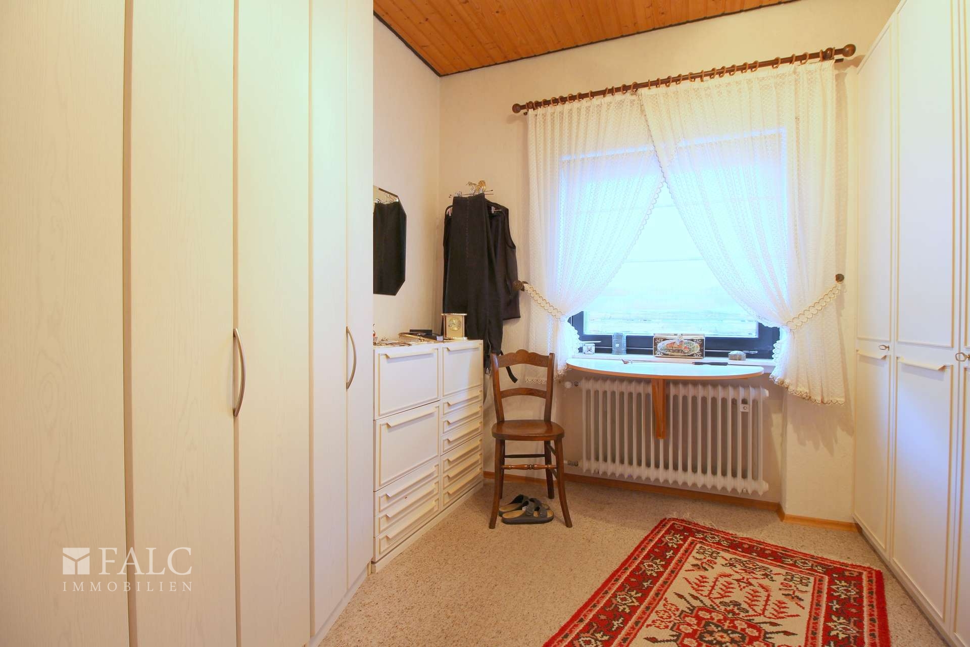 Ankleidezimmer EG
