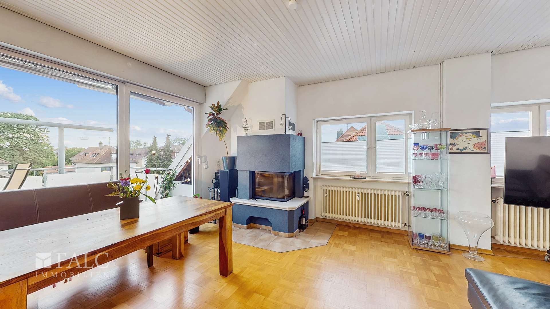 Wohnzimmer DG 1-Zi-Whg.