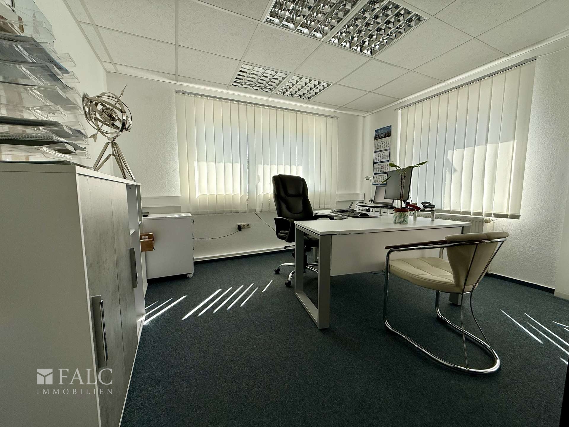 Büro II