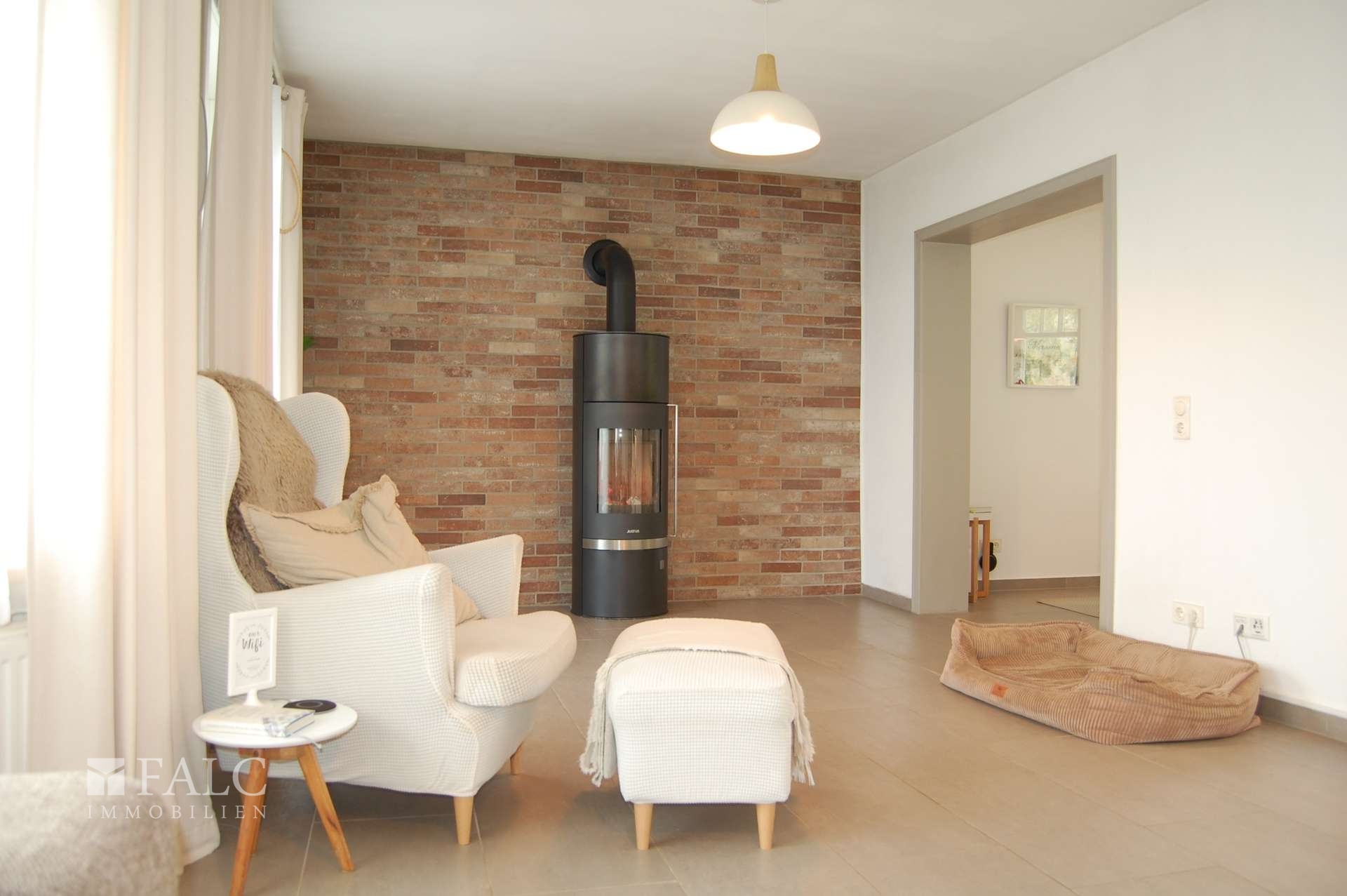 Kamin_EG