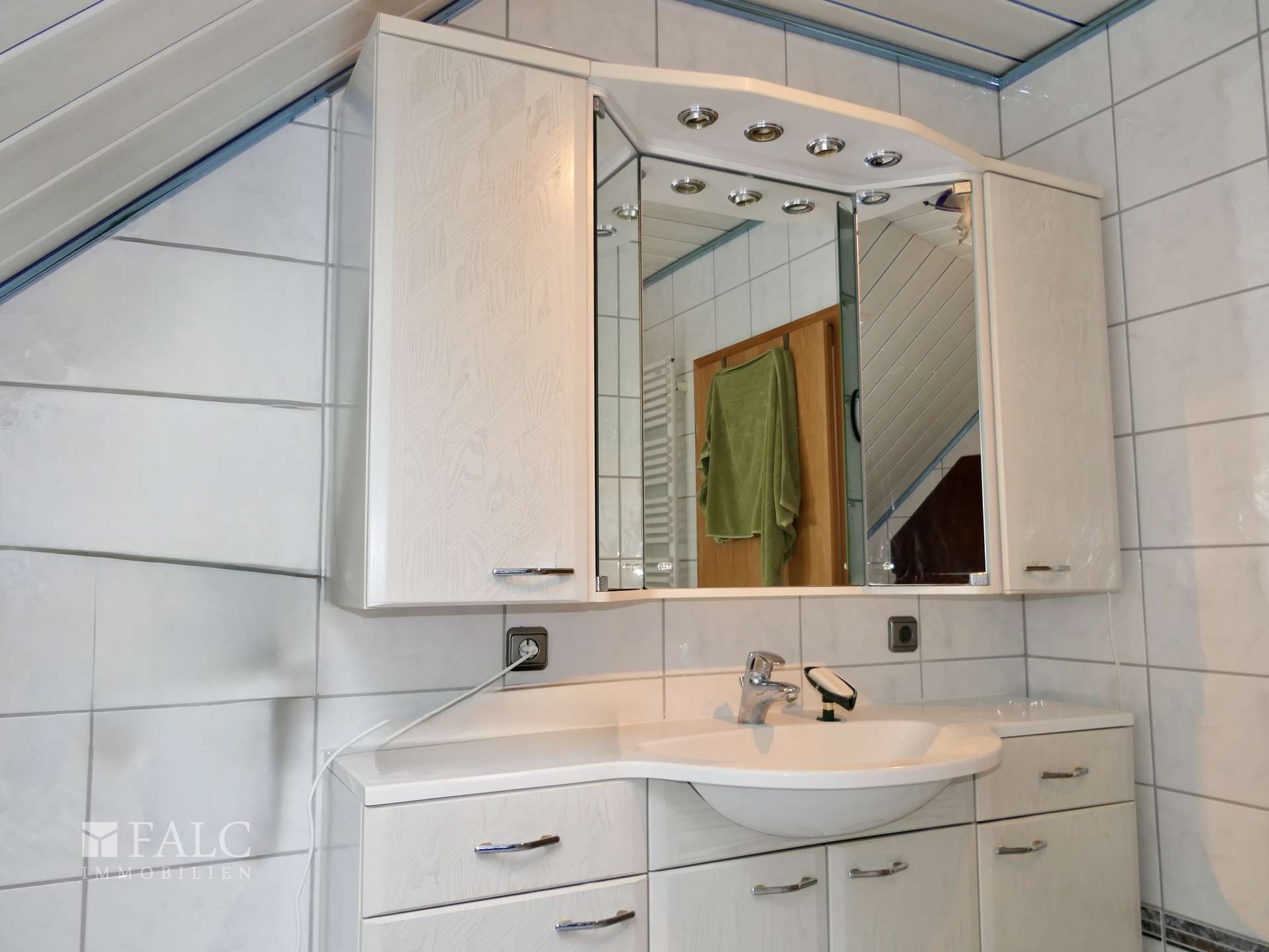 2. OG: Badezimmer 1
