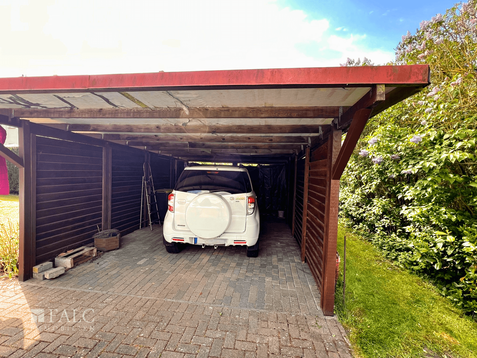 Carport
