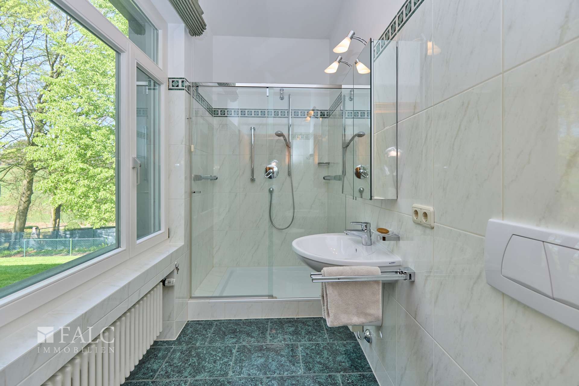 Badezimmer Erdgeschoss