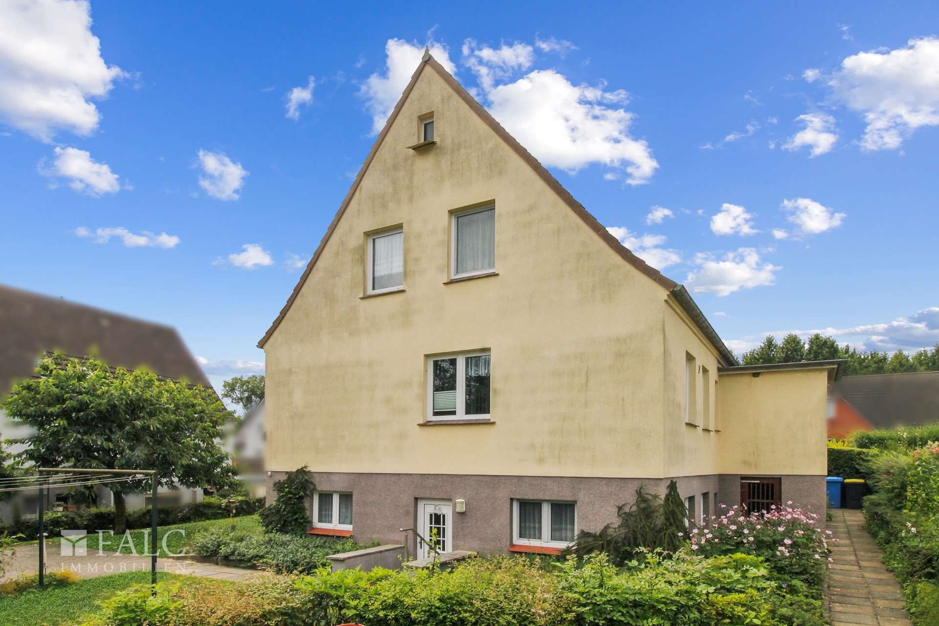 Außenansicht III