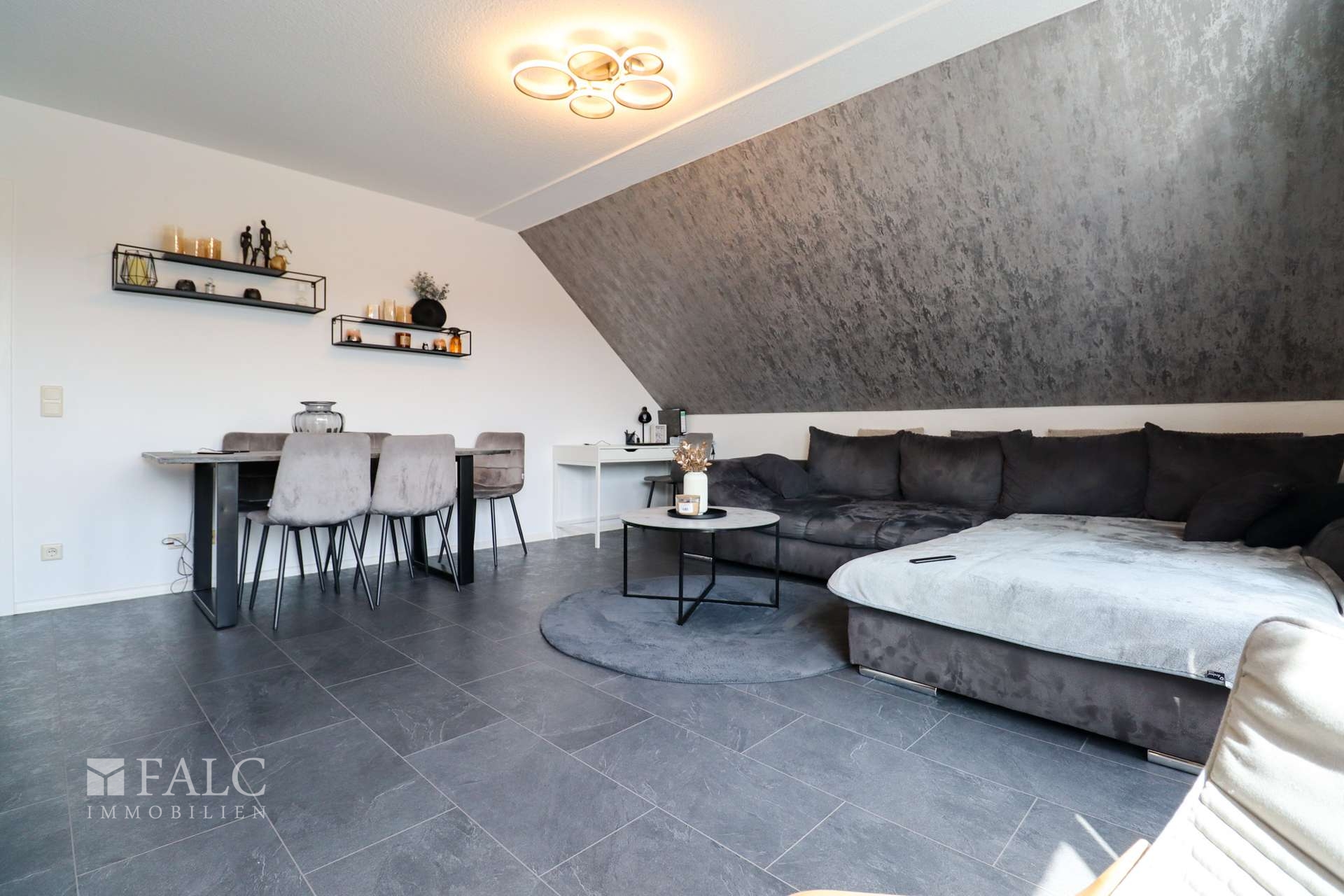 Wohn/Esszimmer
