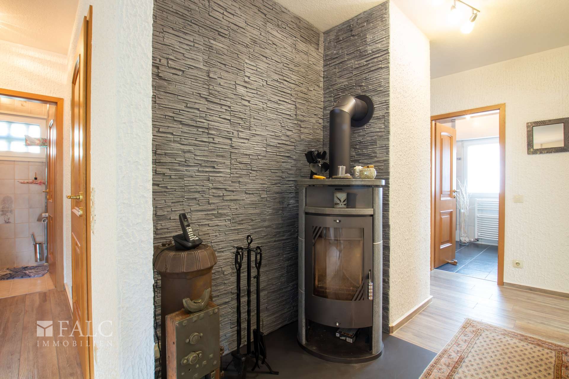 Diele mit Kamin