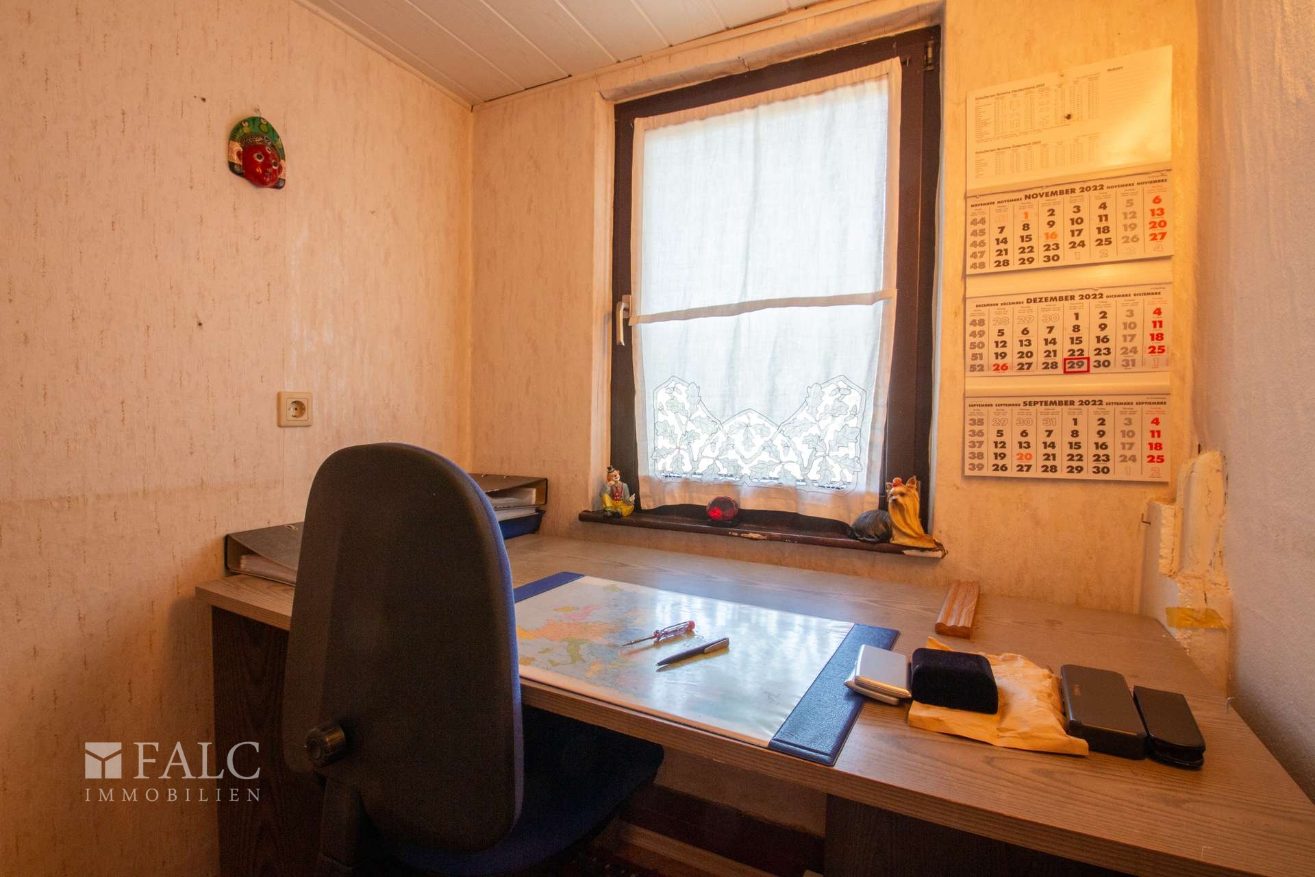 Büro EG