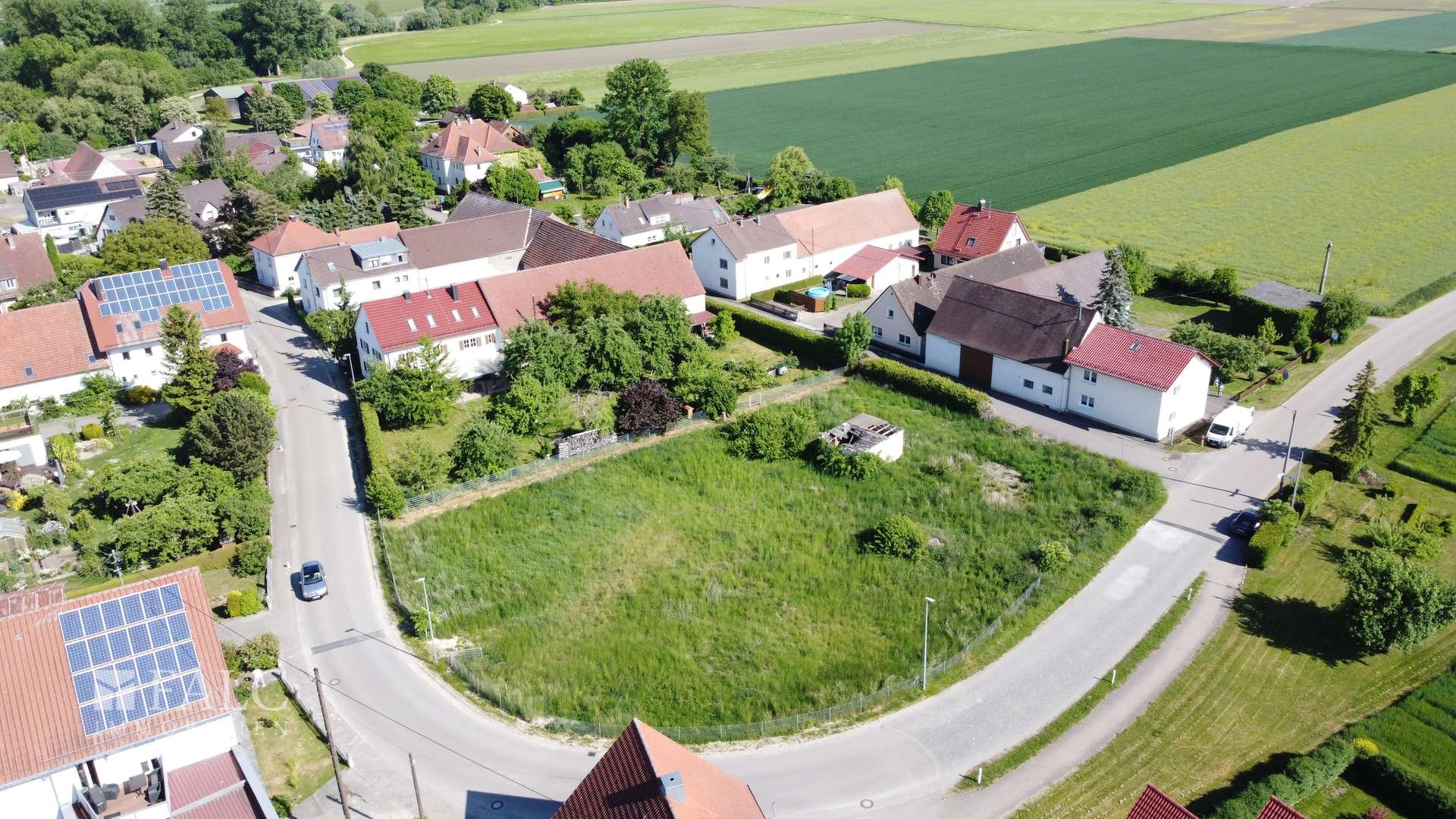 Grundstück