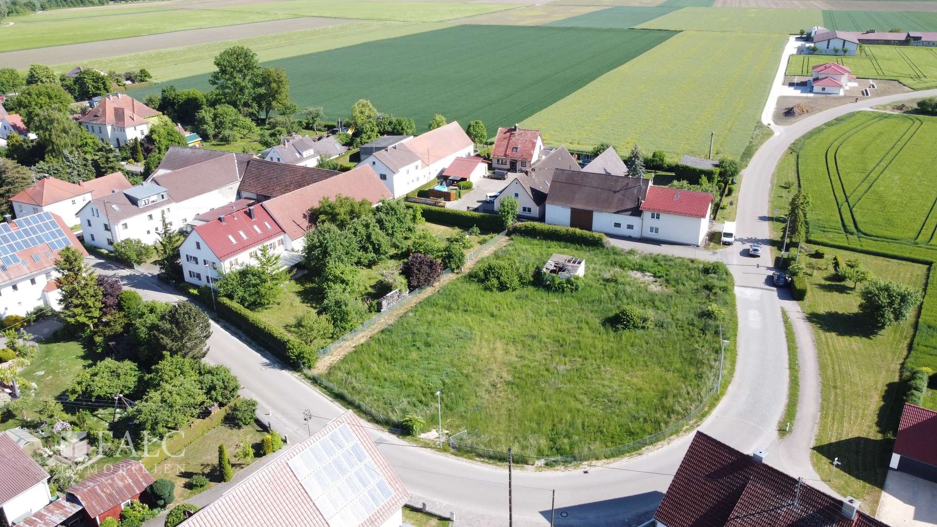 Grundstück