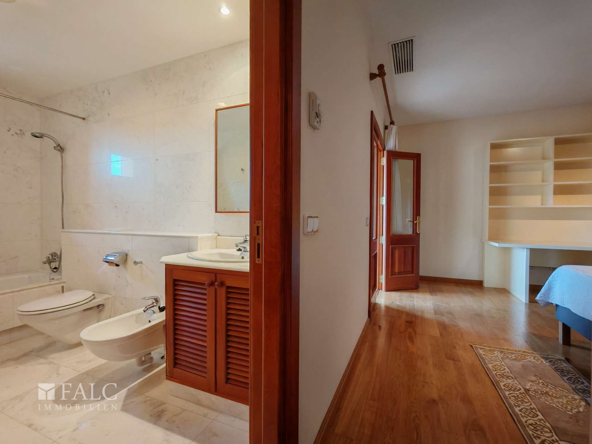 Bathroom ensuite
