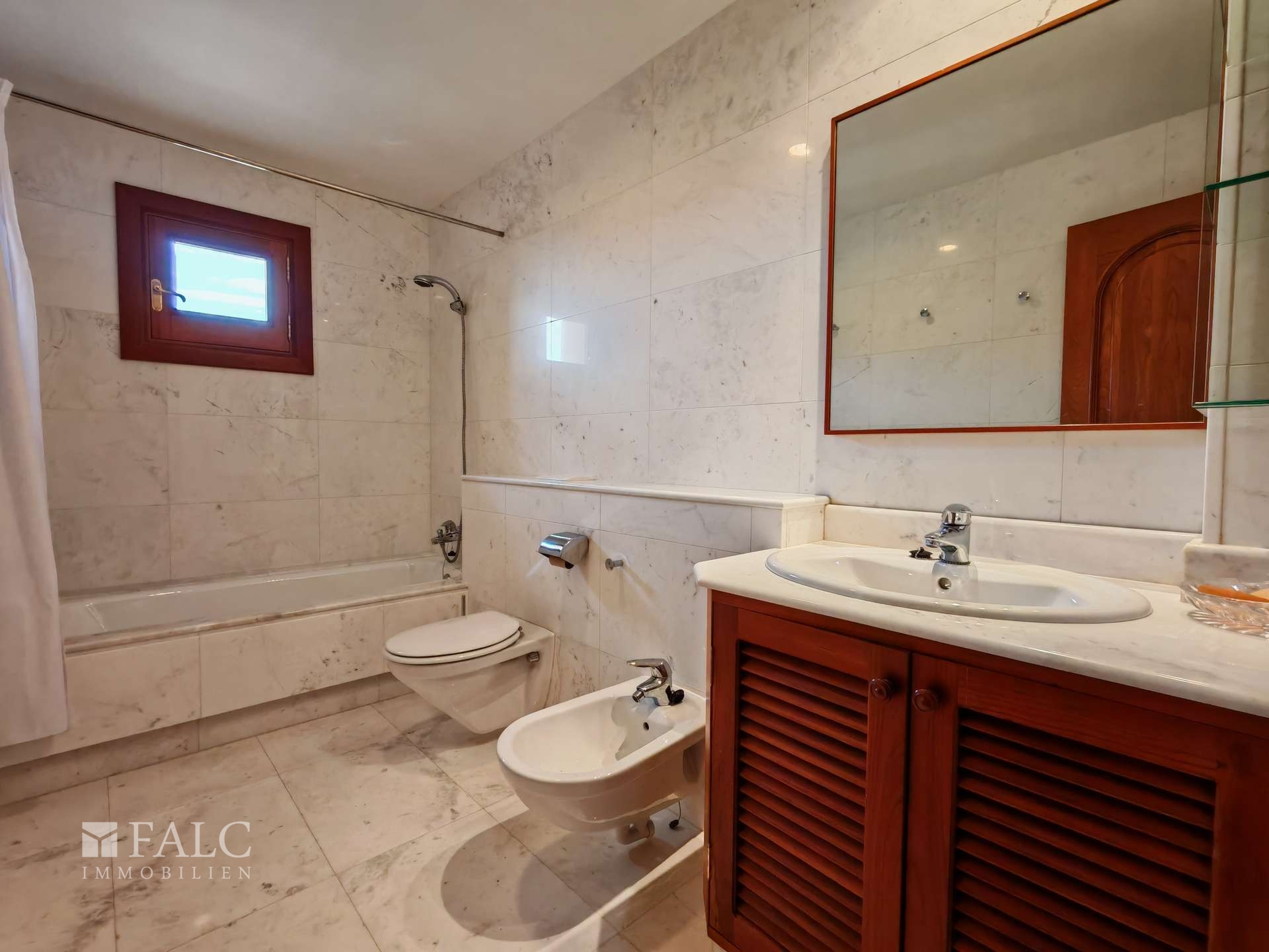 Bathroom ensuite