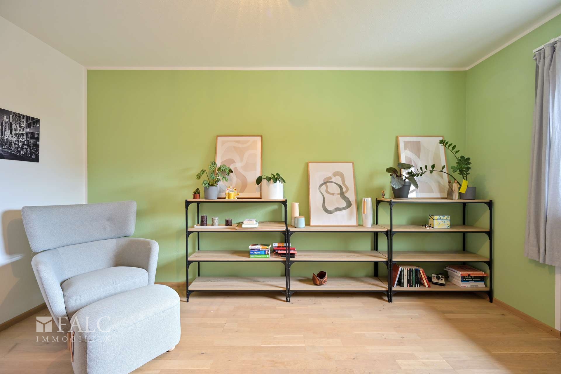 OG Büro grün Regal