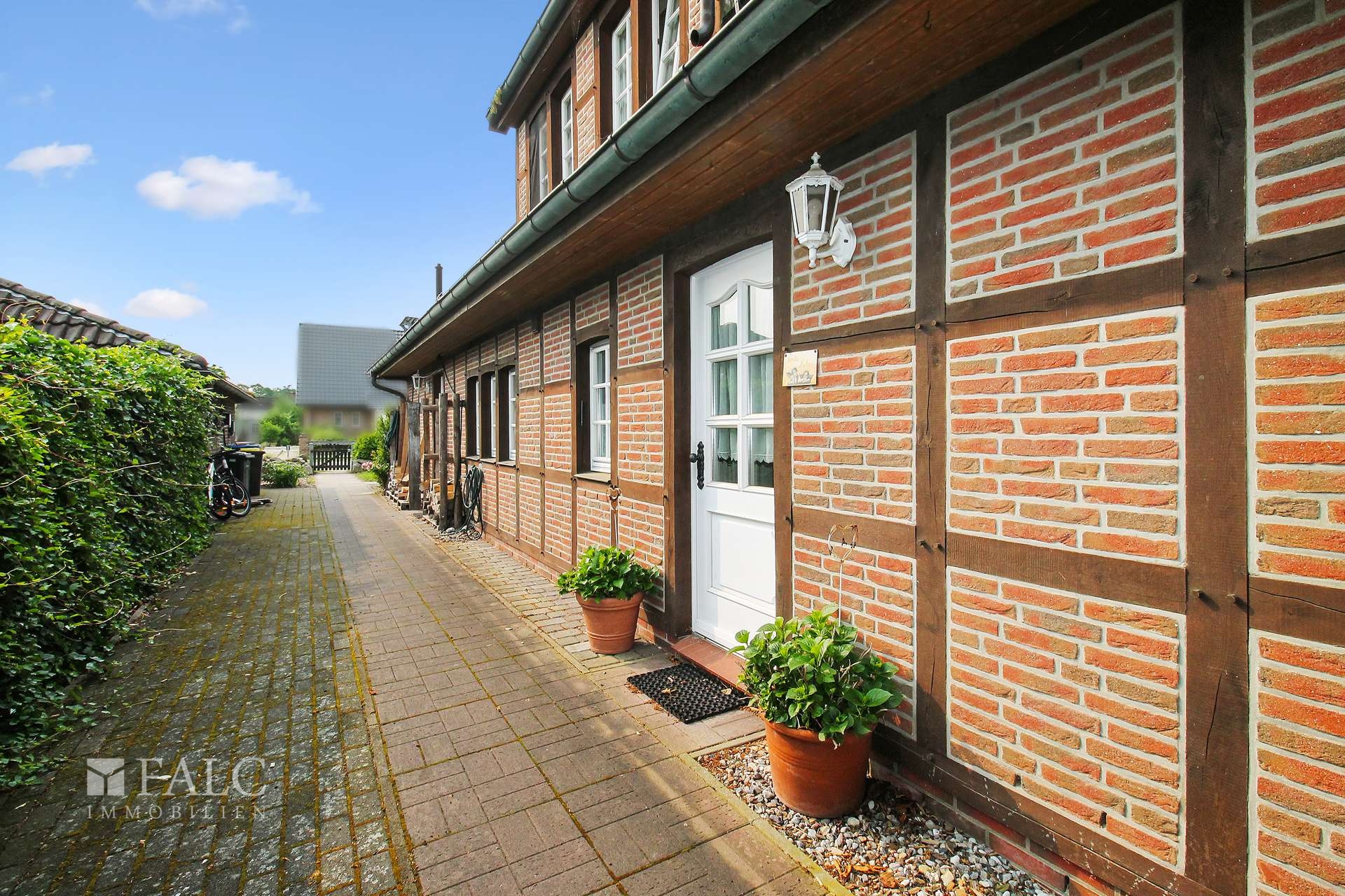 Außenansicht III