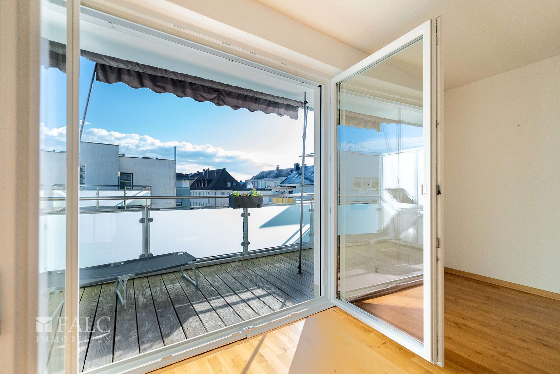 Zugang zur Terrasse vom 1. Kinderzimmer
