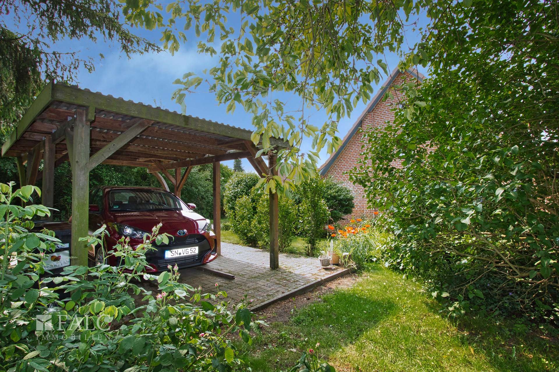 Carport Hausnummer 5