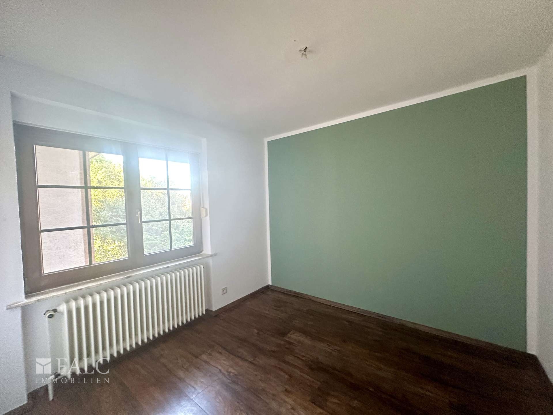 Zimmer EG-Wohnung