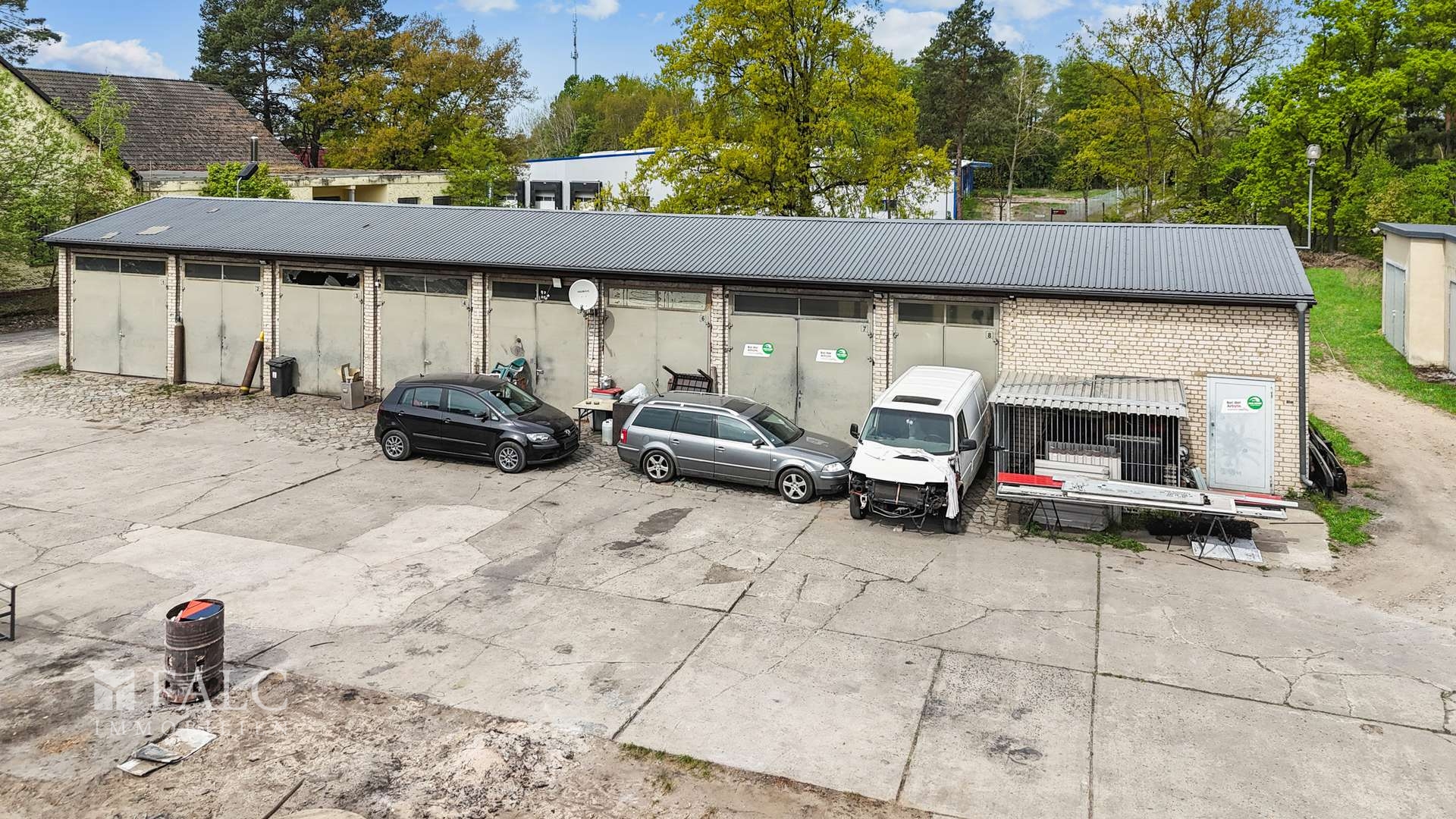 Garagen
