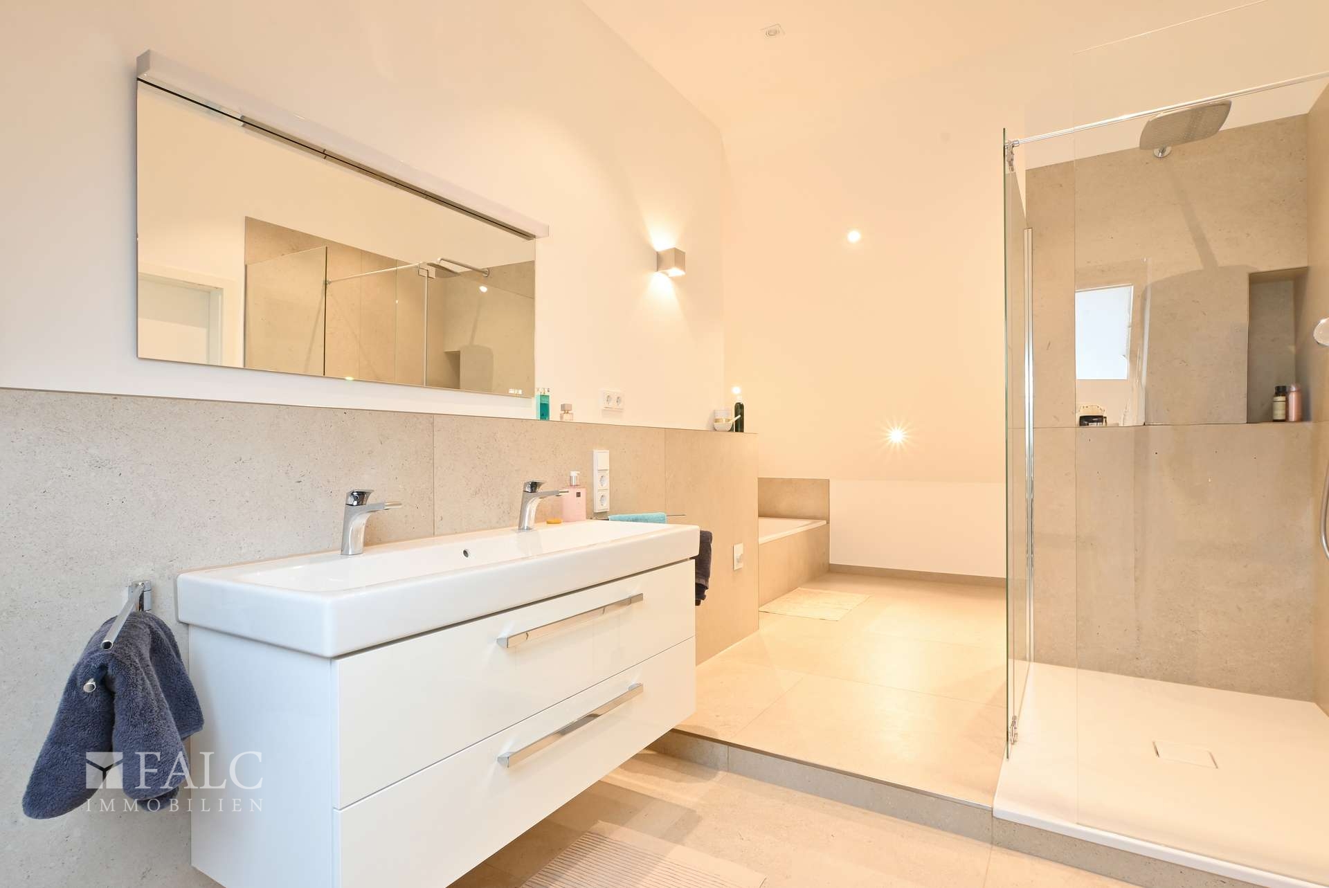Badezimmer 1