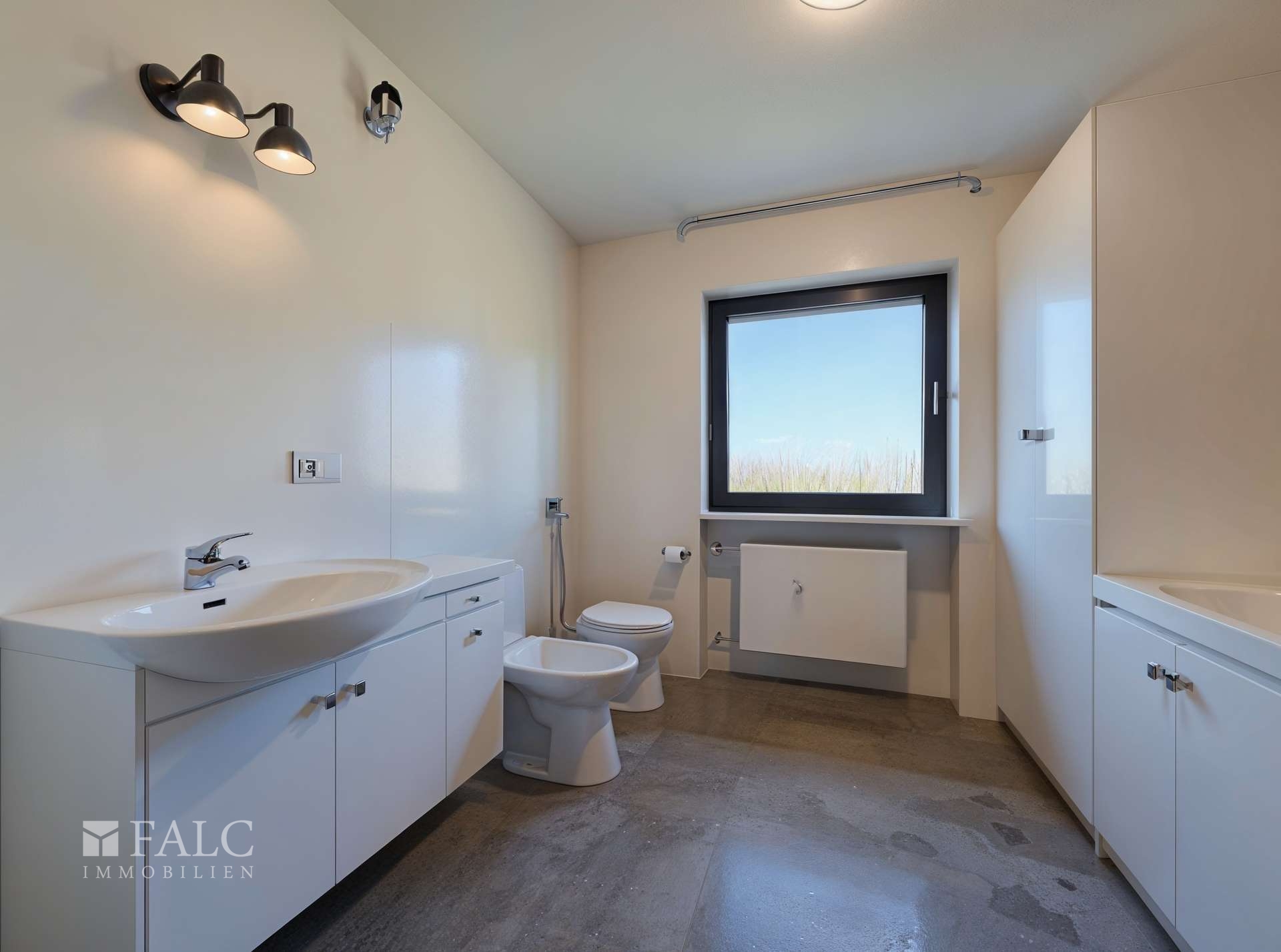 Beispielhaftes Design für Hauptbad