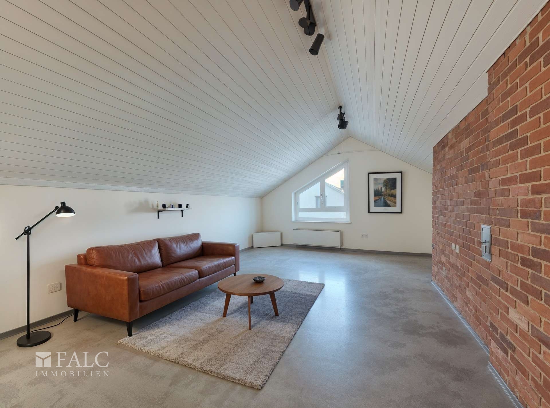 Beispielhafte Möblierung für das Dachzimmer