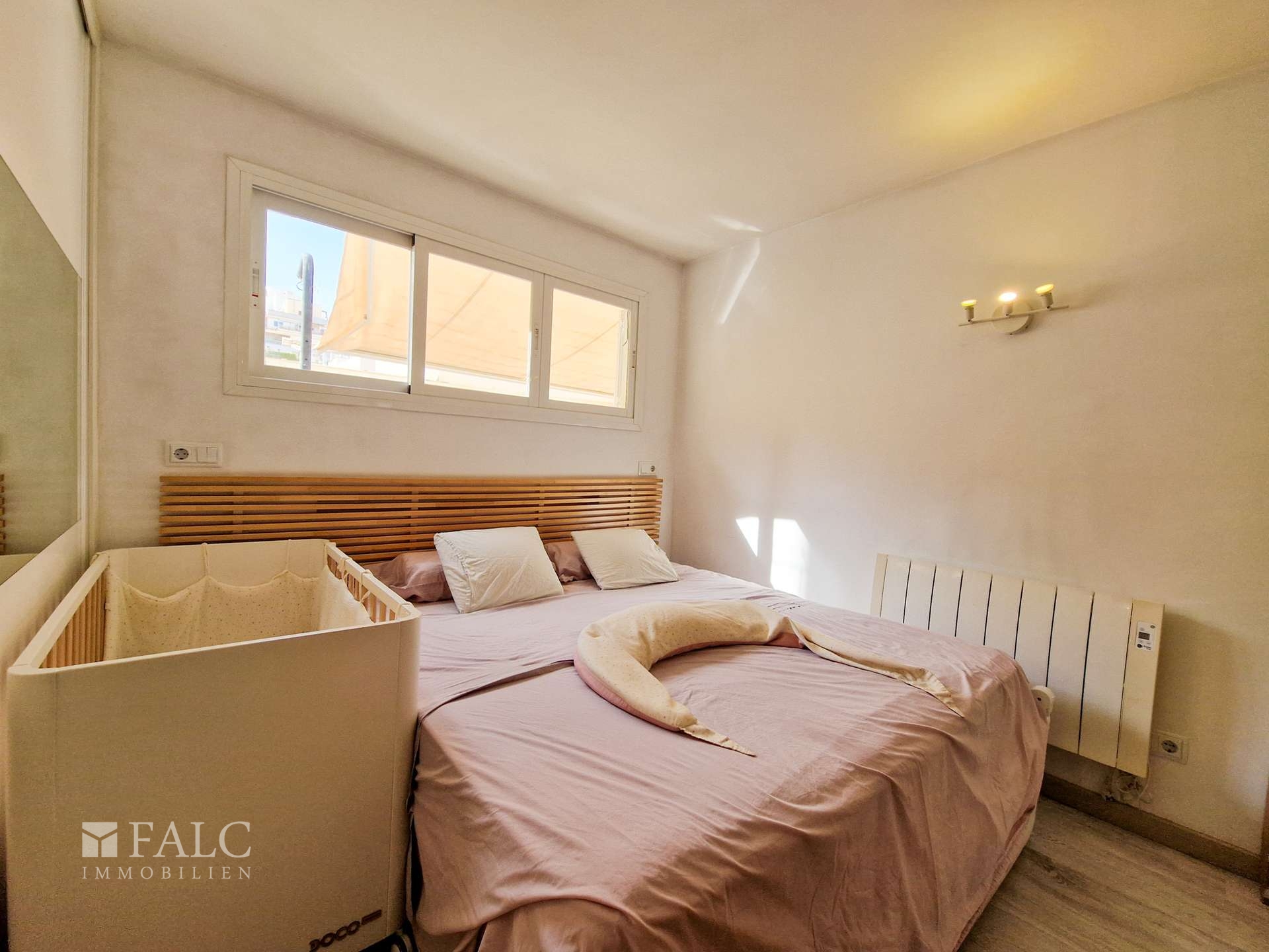 Schlafzimmer 1