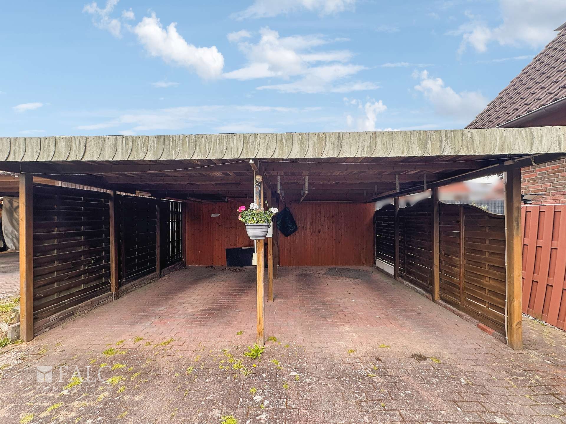 Carport