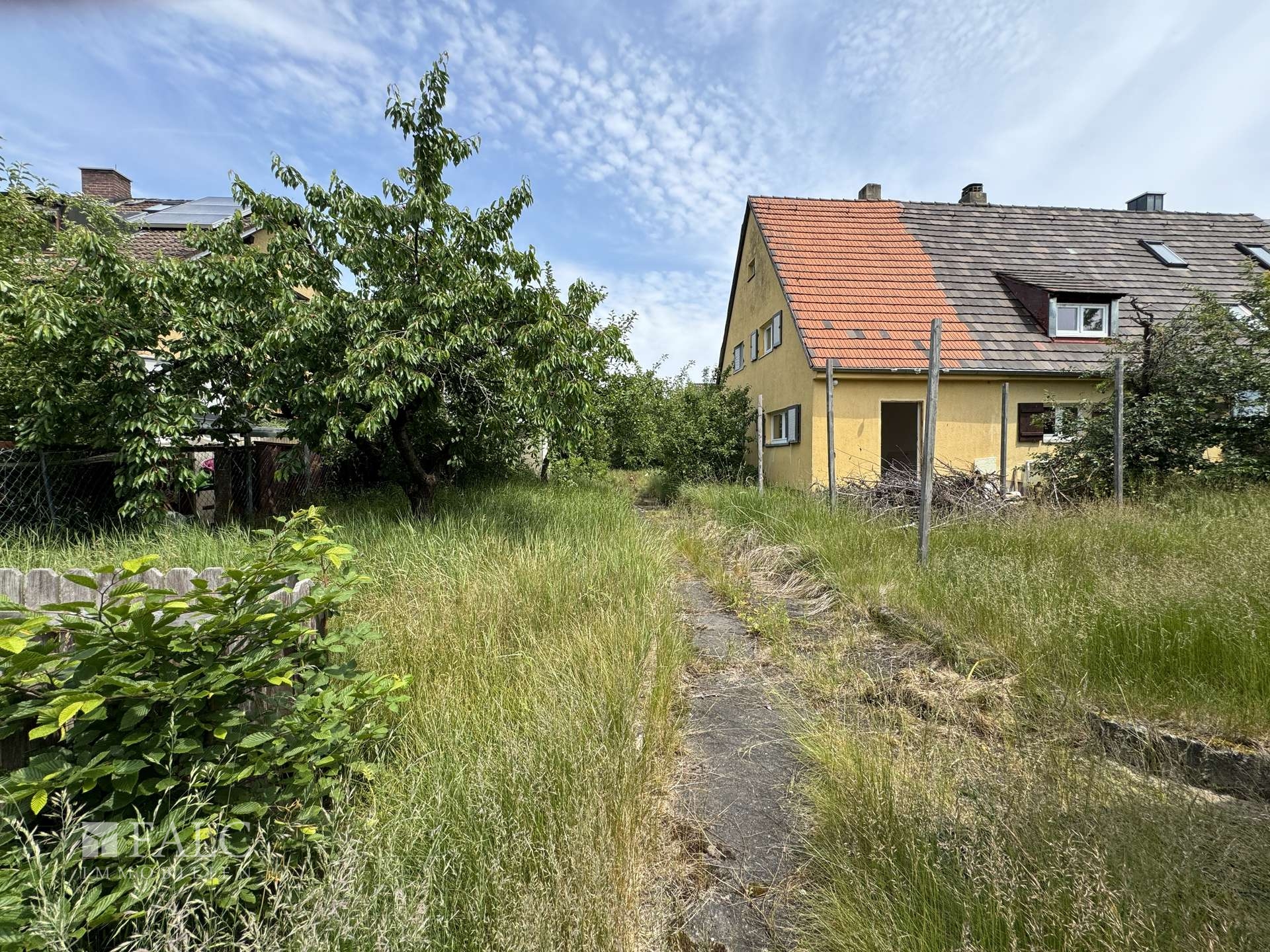 Gartenhälfte 1