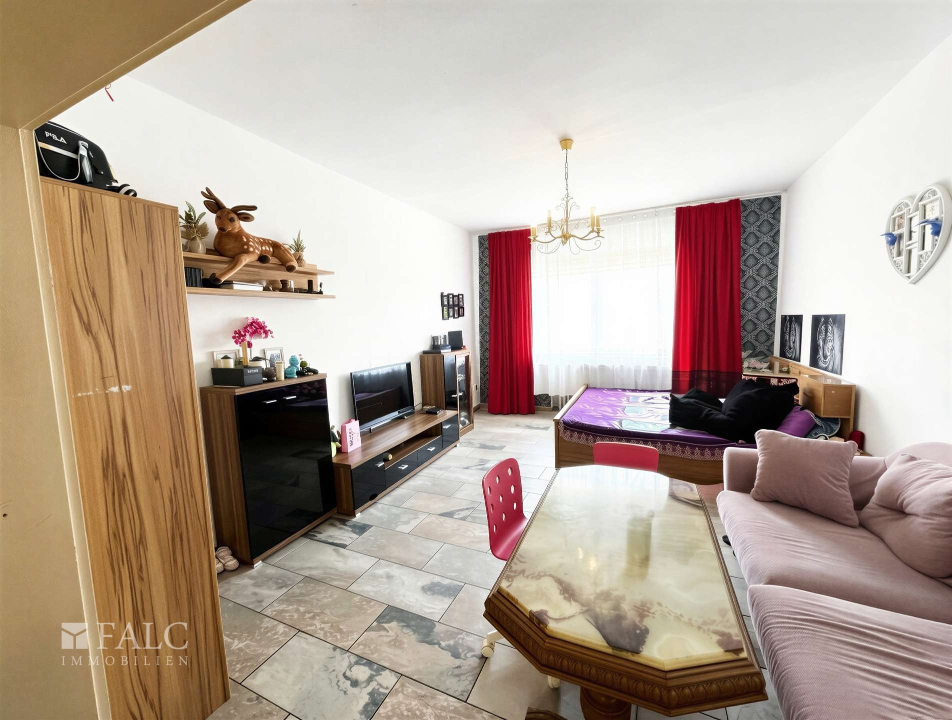 Wohn- Schlafbereich Whg. Anbau oben - (KI generiert)