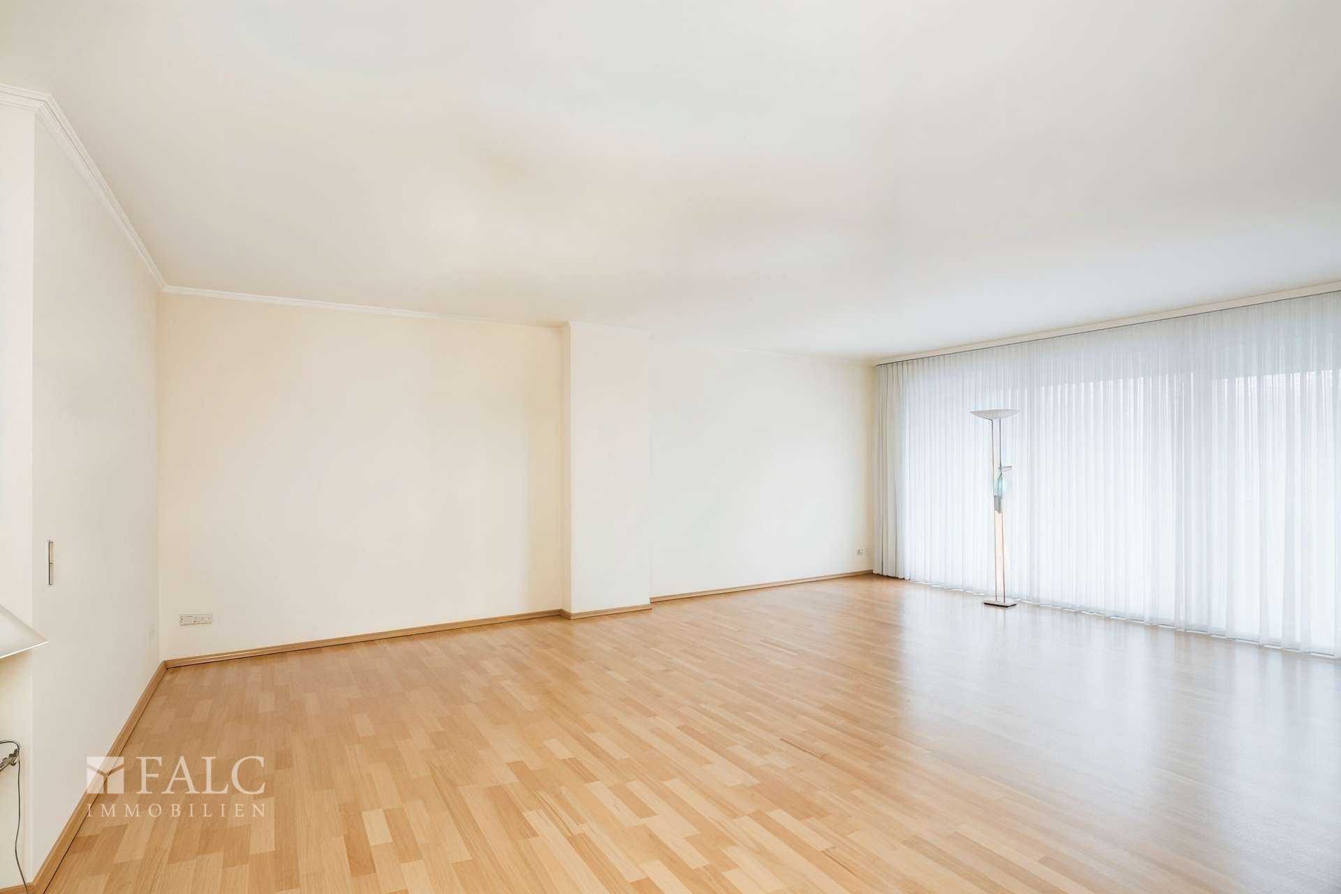 Wohnzimmer - Leer geräumt mit KI