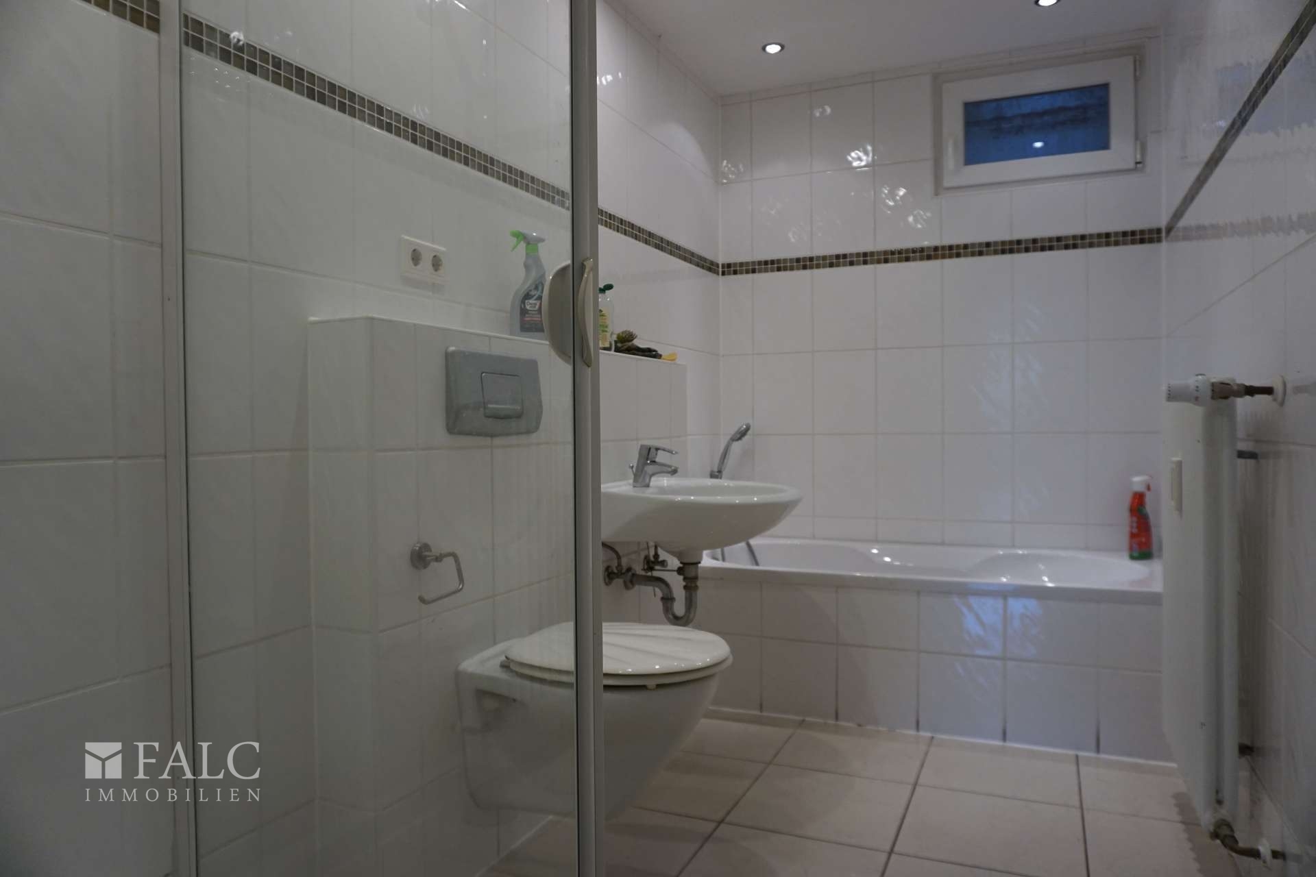 Badezimmer Erdgeschosswohnung