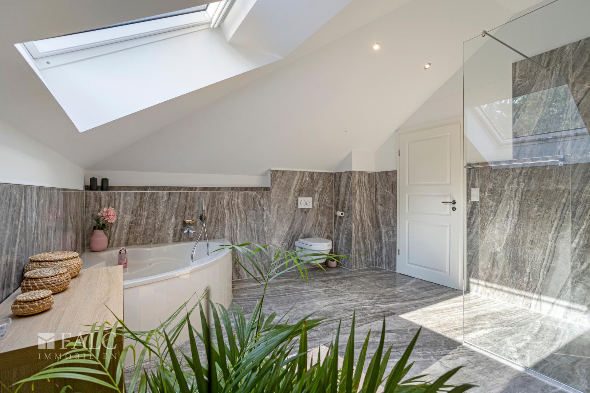 OG Badezimmer