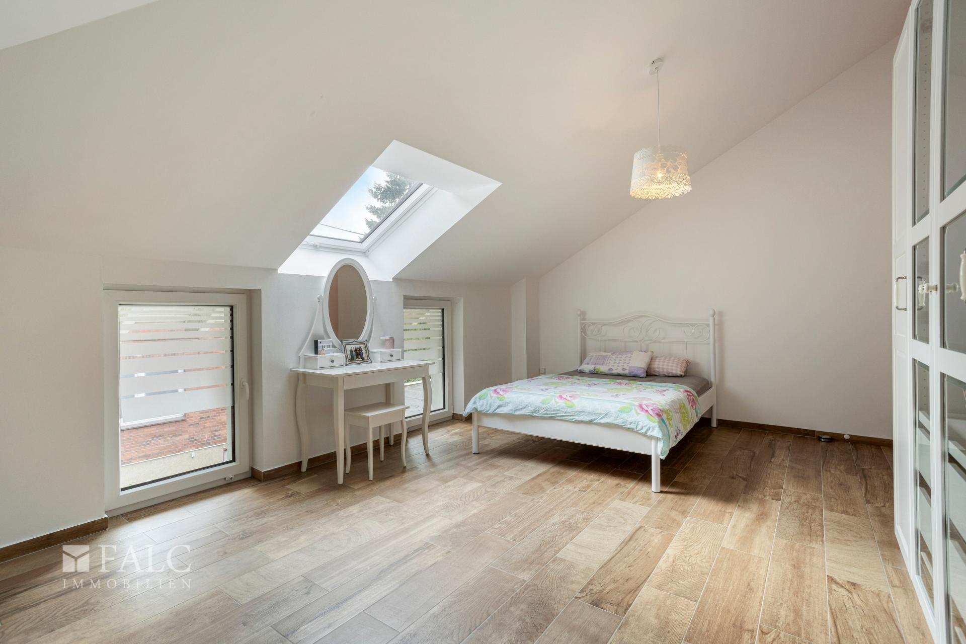 OG Schlafzimmer 4