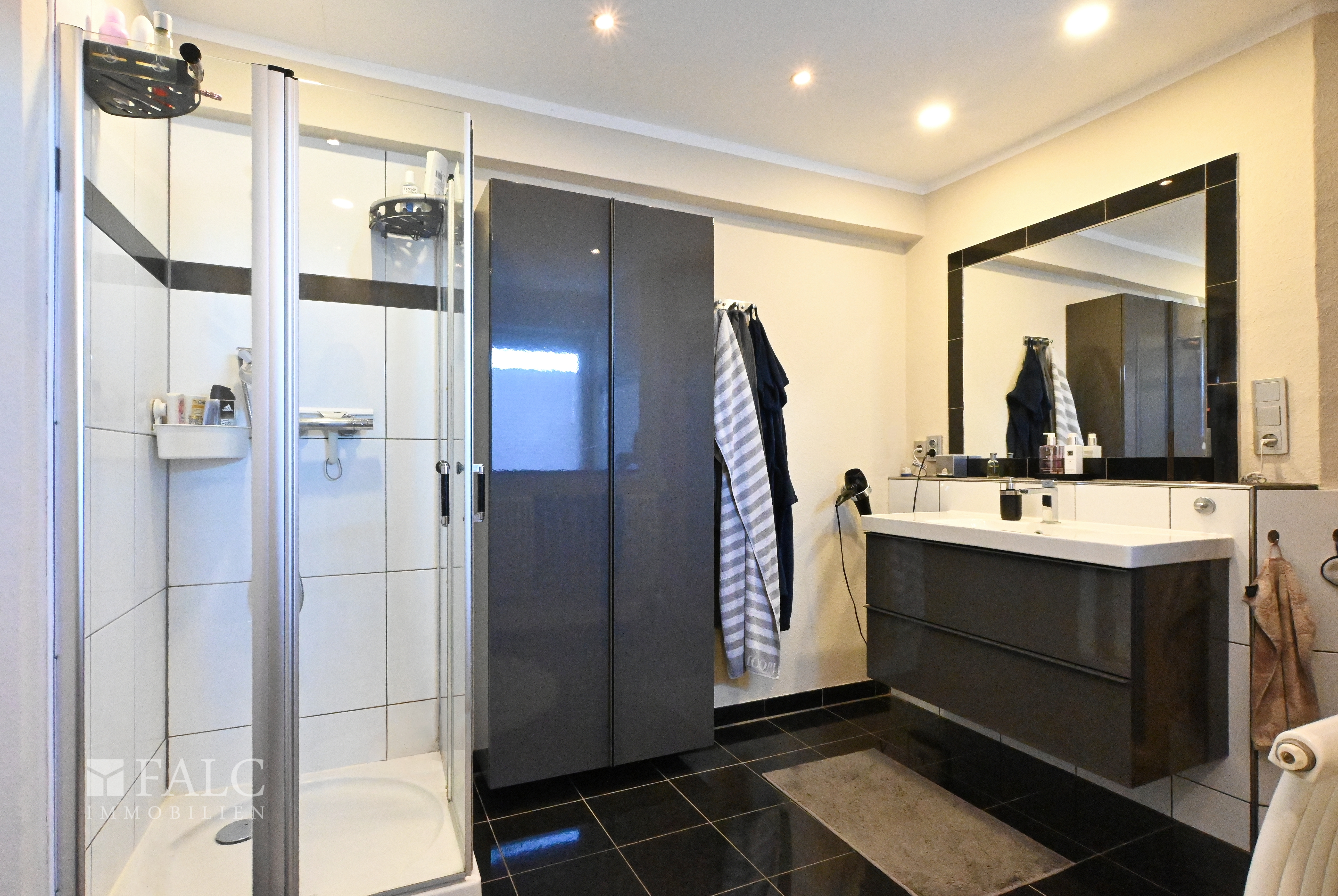 3. OG Badezimmer